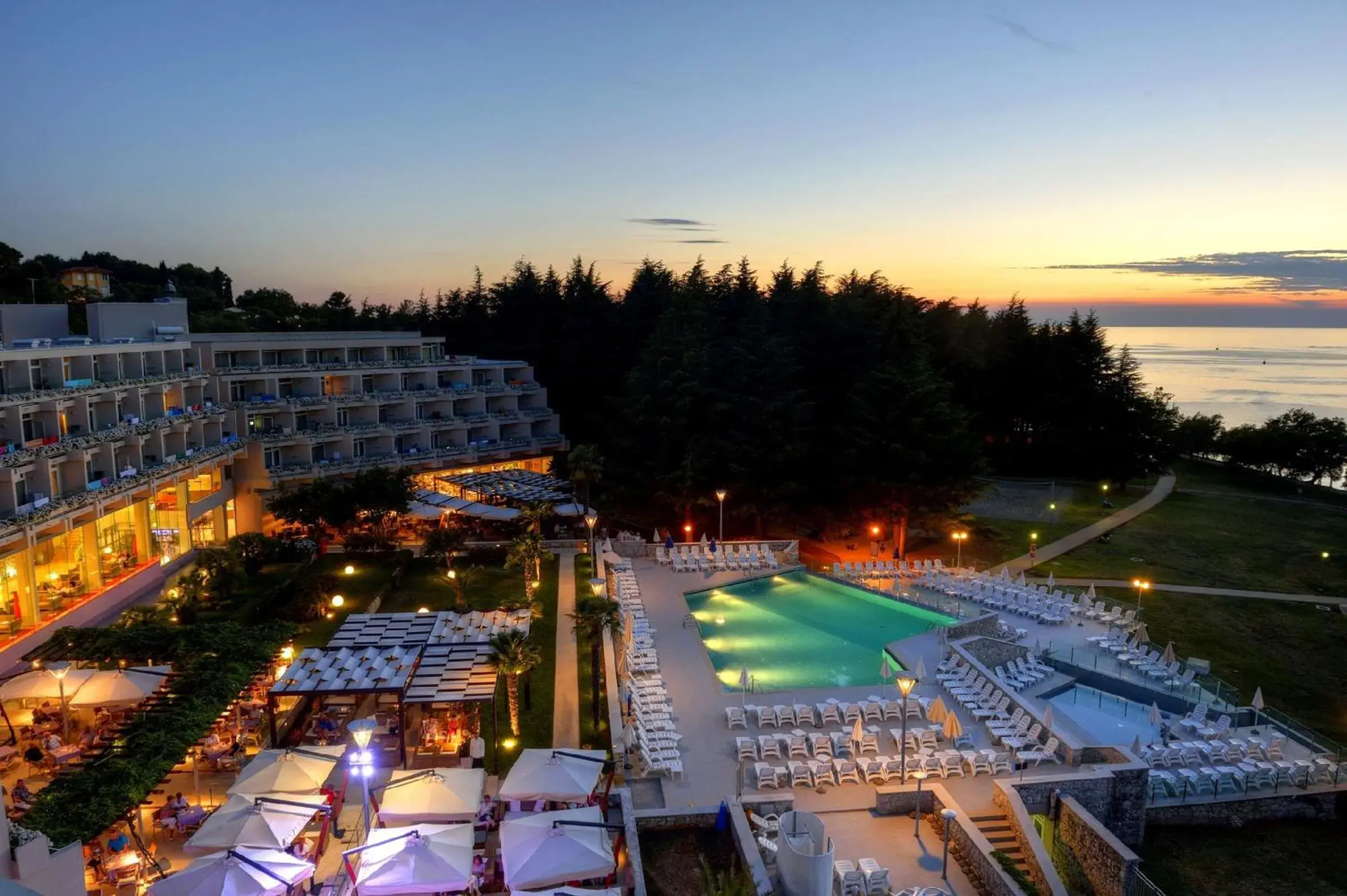 Facade/entrance, Pool View in Hotel Mediteran Plava Laguna