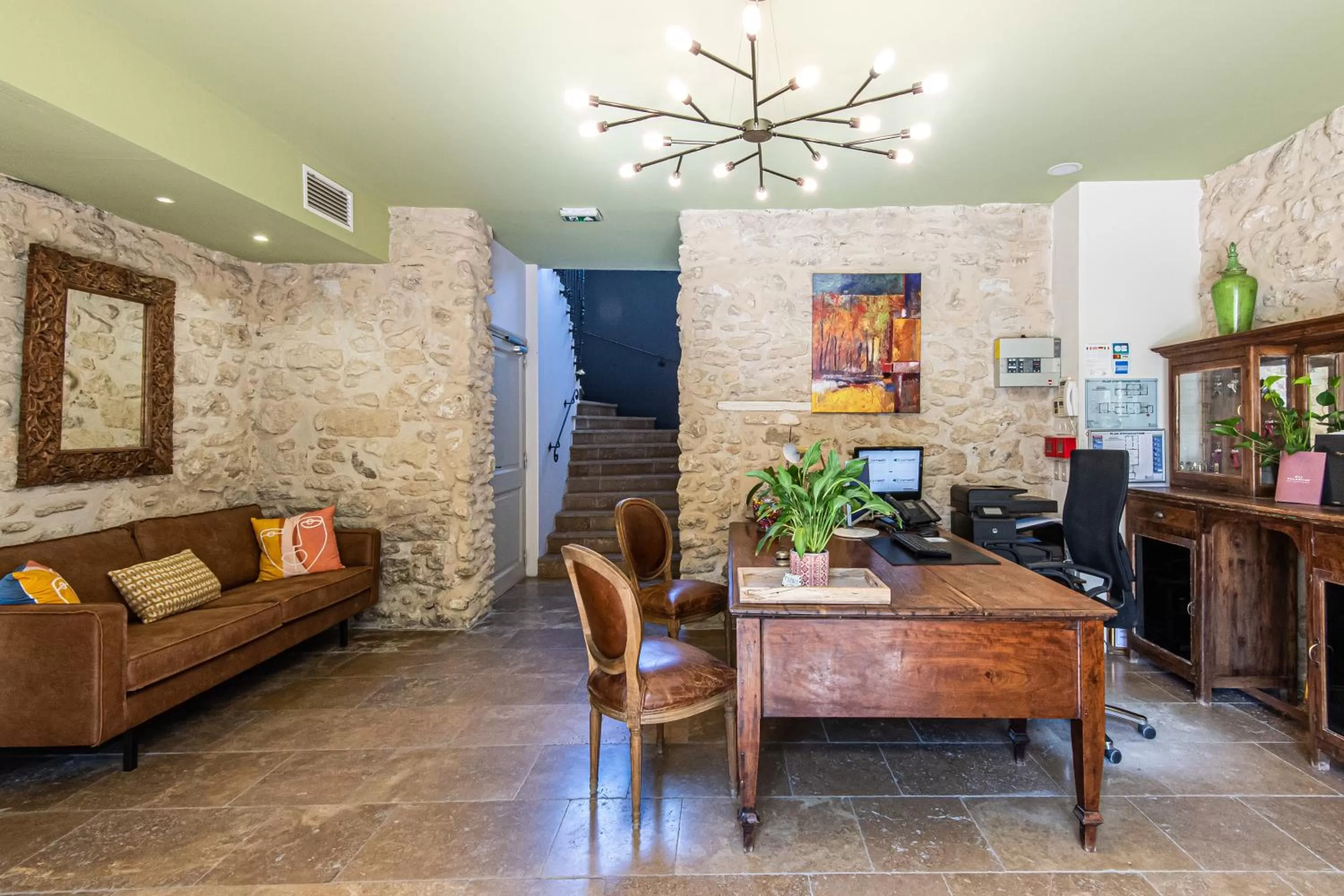 Lobby or reception in Hôtel Mas Valentine