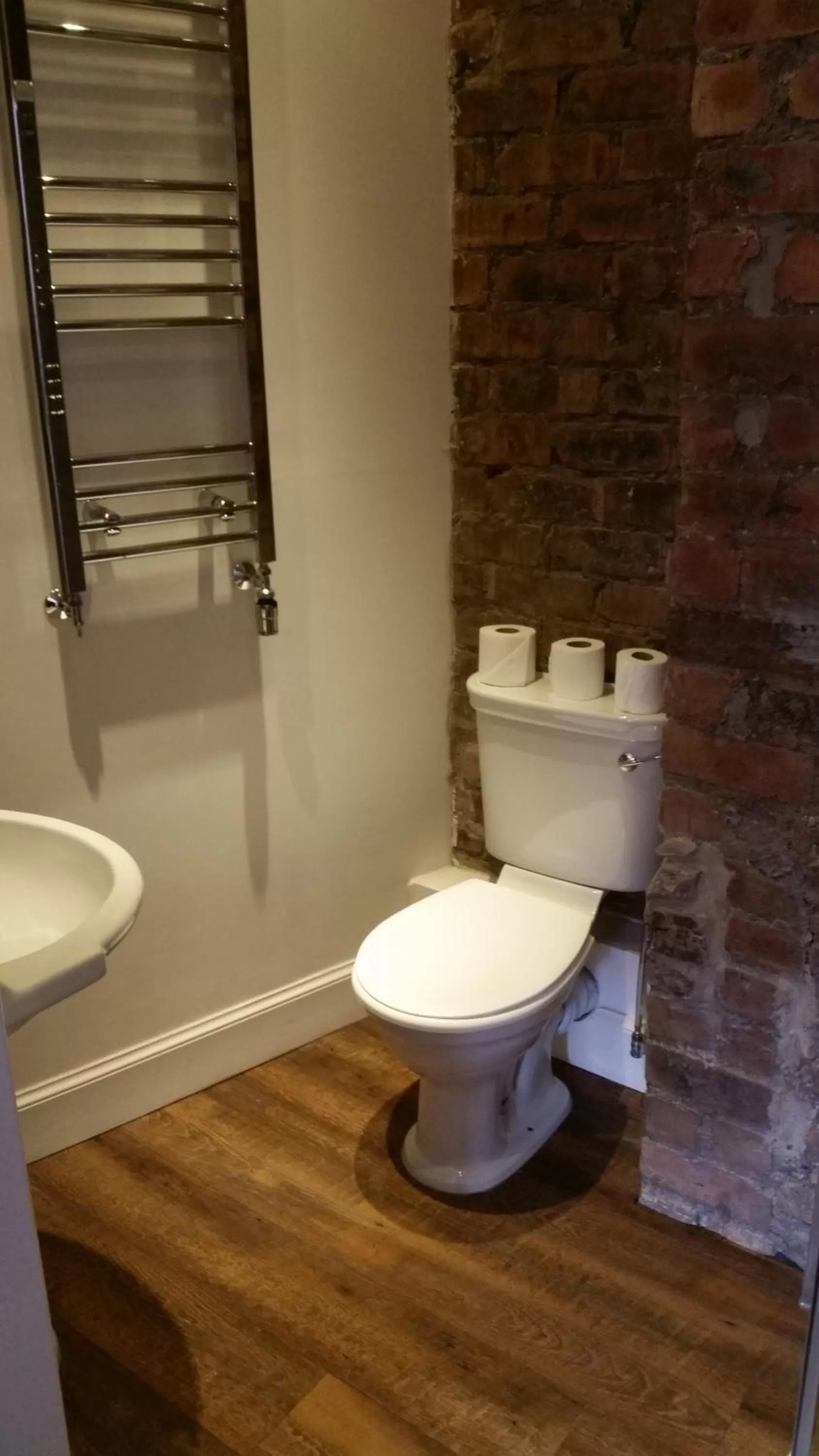 Toilet in Royal Mile Balconies by the Castle