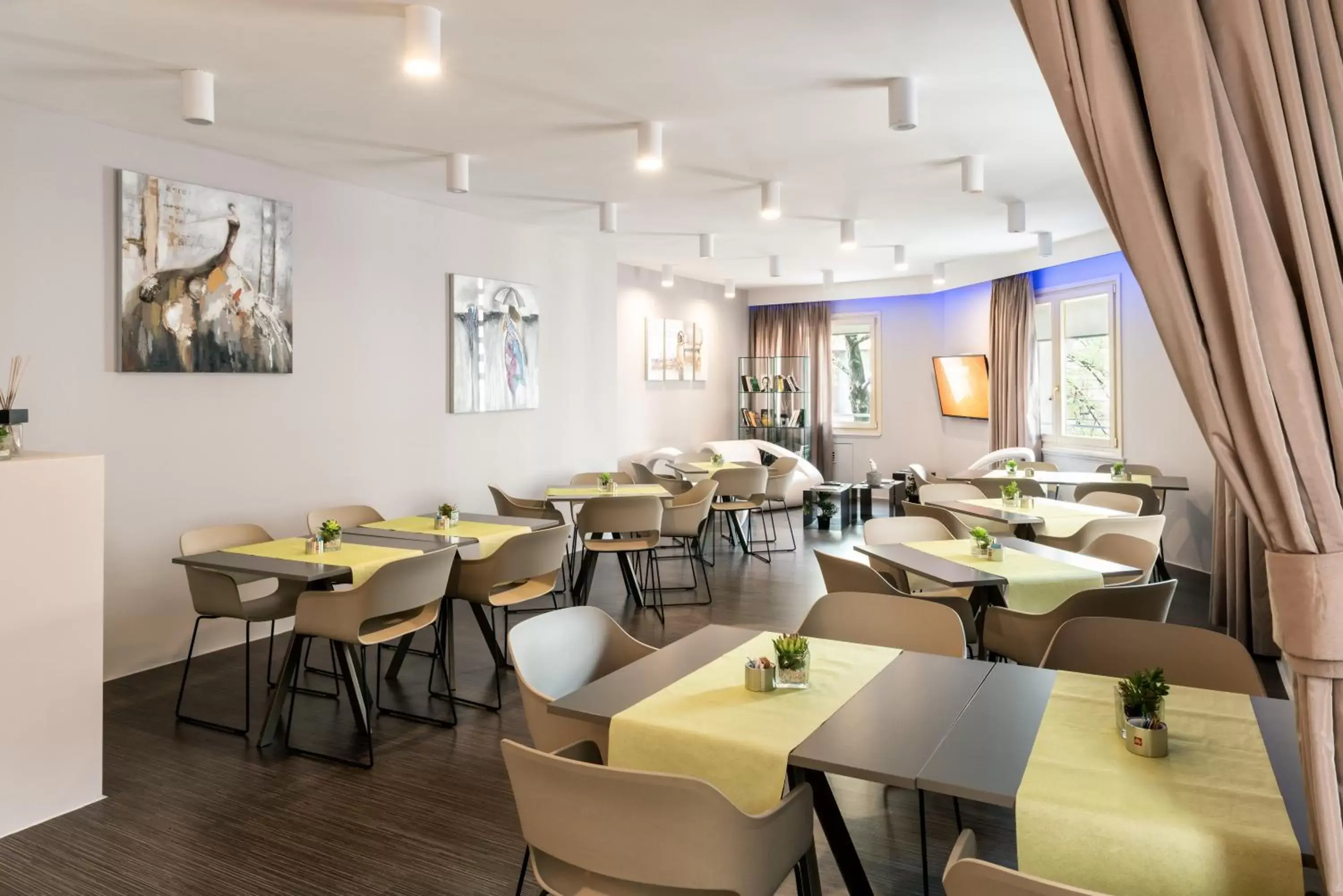 Restaurant/places to eat in Le Camp Suite & Spa Restaurant/places to eat in Le Camp Suite & Spa