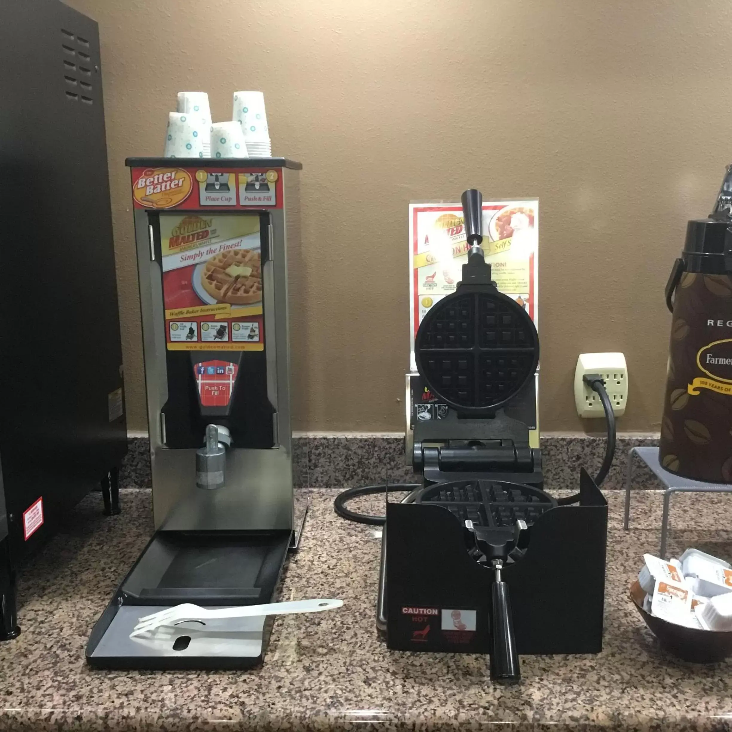 Breakfast in Super 8 by Wyndham Fairfield Tx