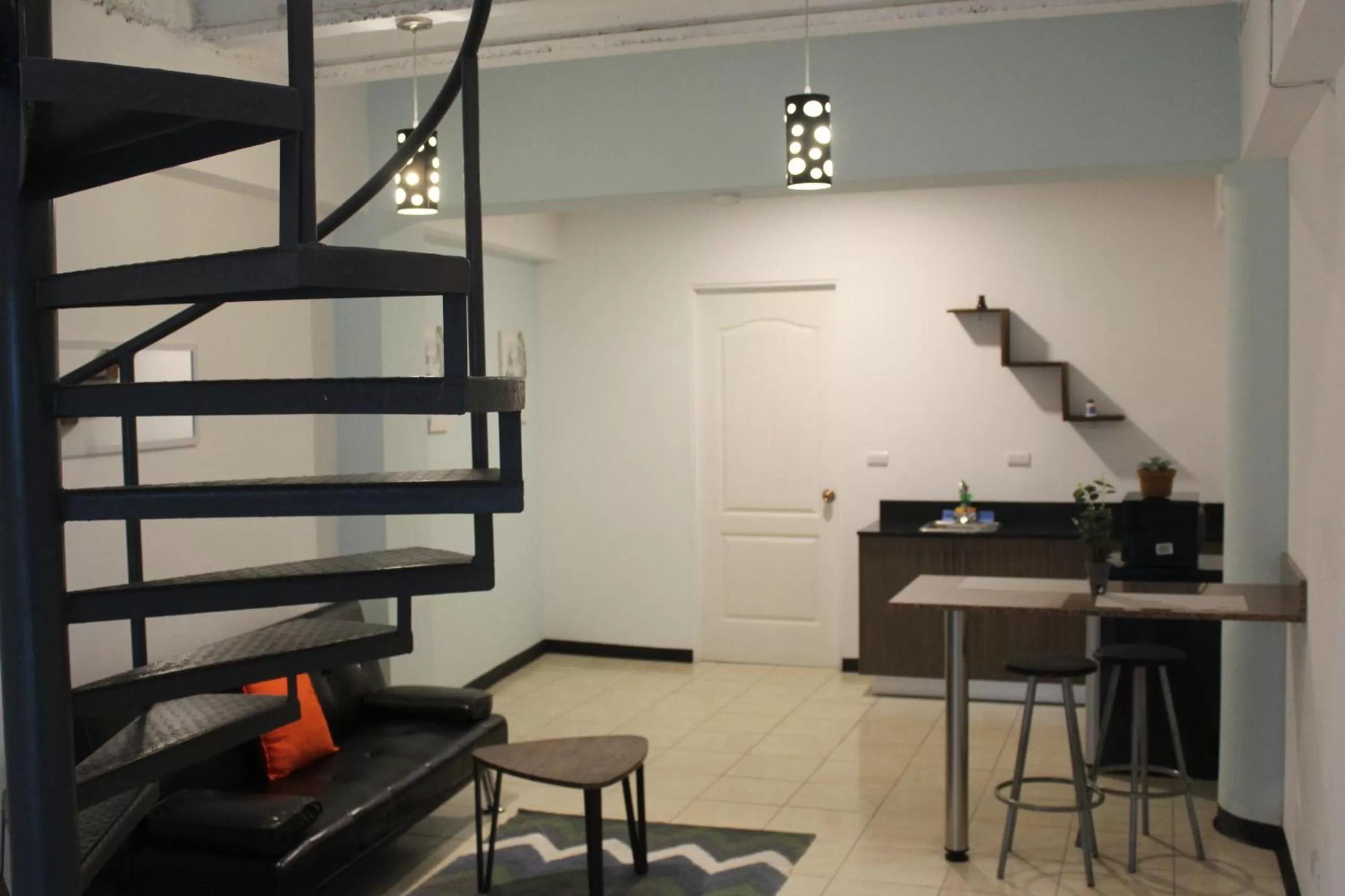 Cando Living Apartments in Central Avenue