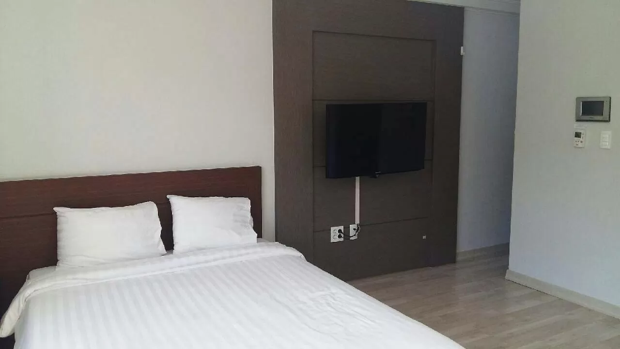 Bed in Gaon Residence Hotel