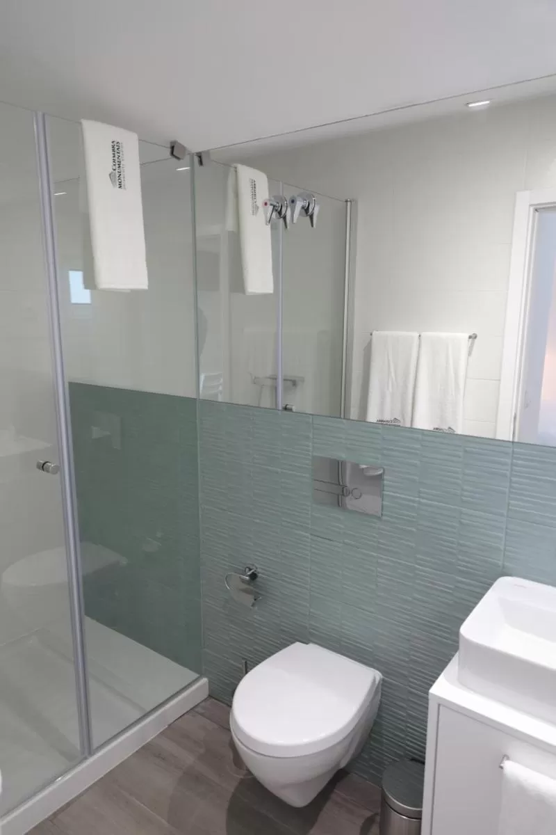 Bathroom in Coimbra Monumentais B&B