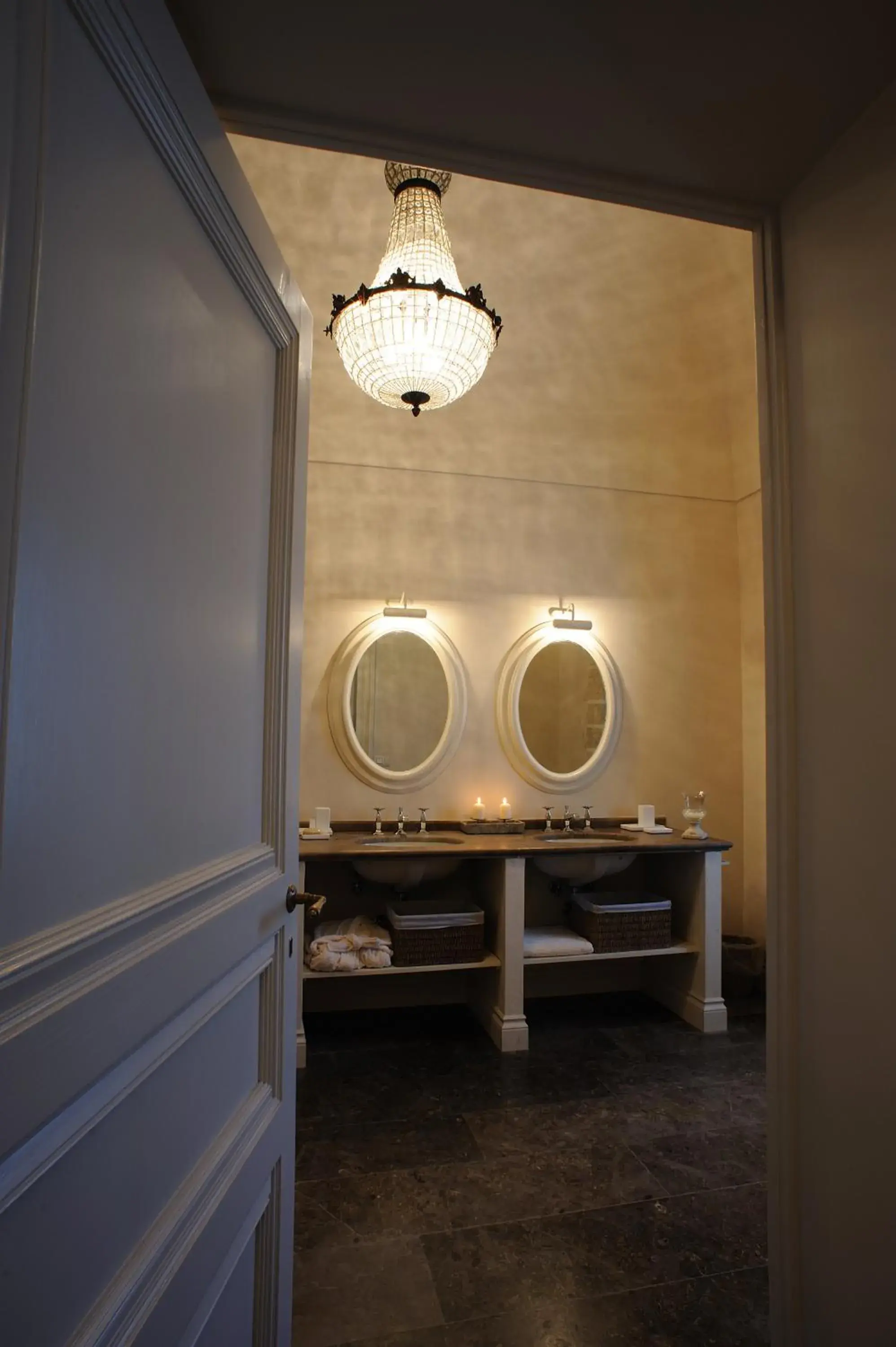 Bathroom in Castello Camemi
