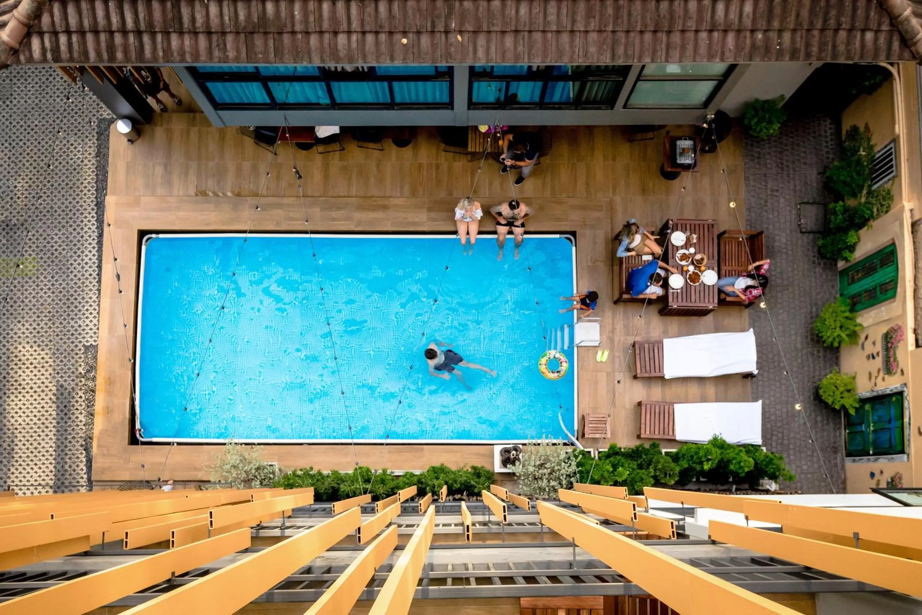 Pool view in Nest by Sangob