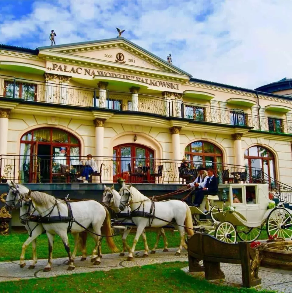 Property building in Medical & SPA "Pałac na Wodzie" Falkowski Augustów