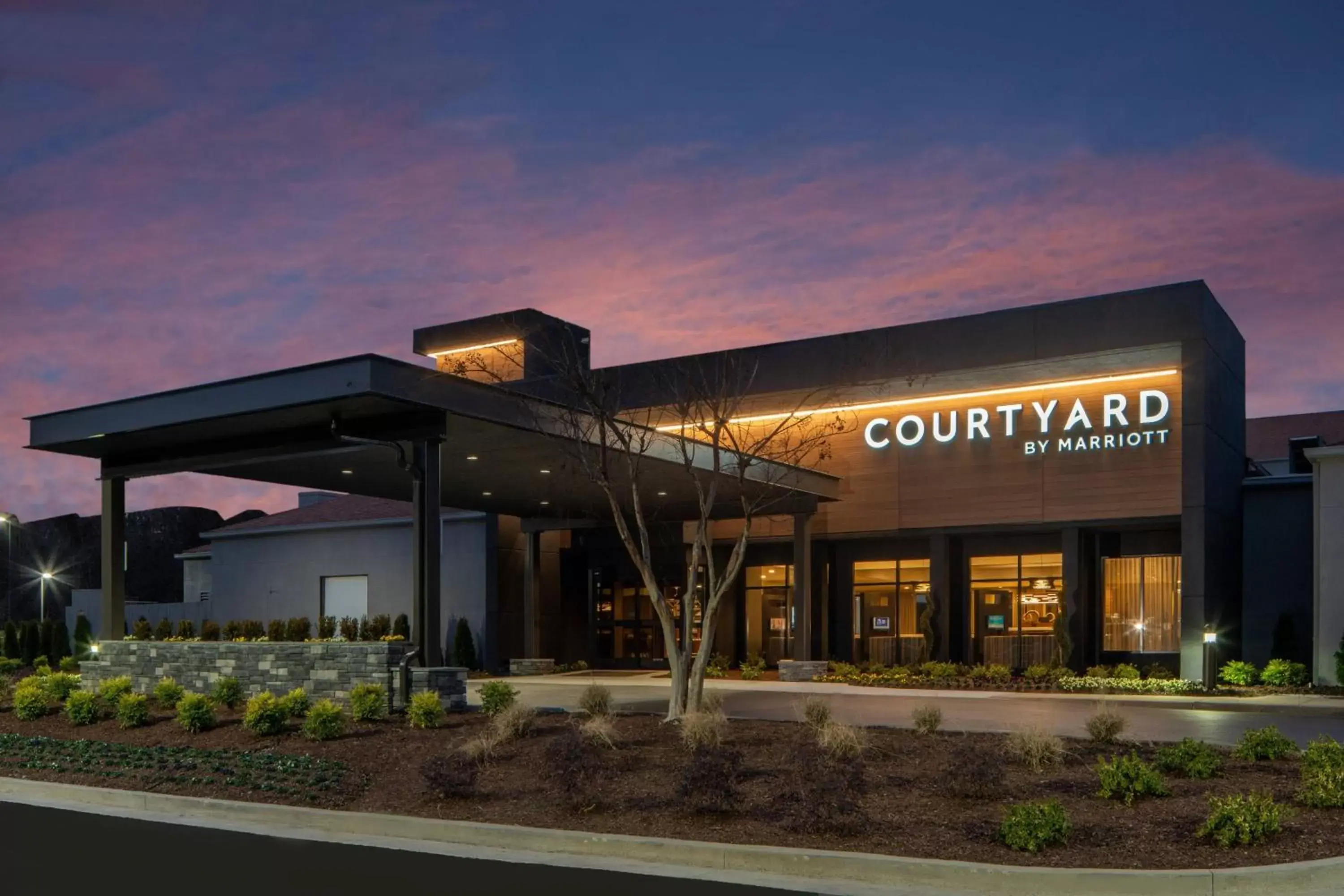 Property Building in Courtyard by Marriott Nashville Airport