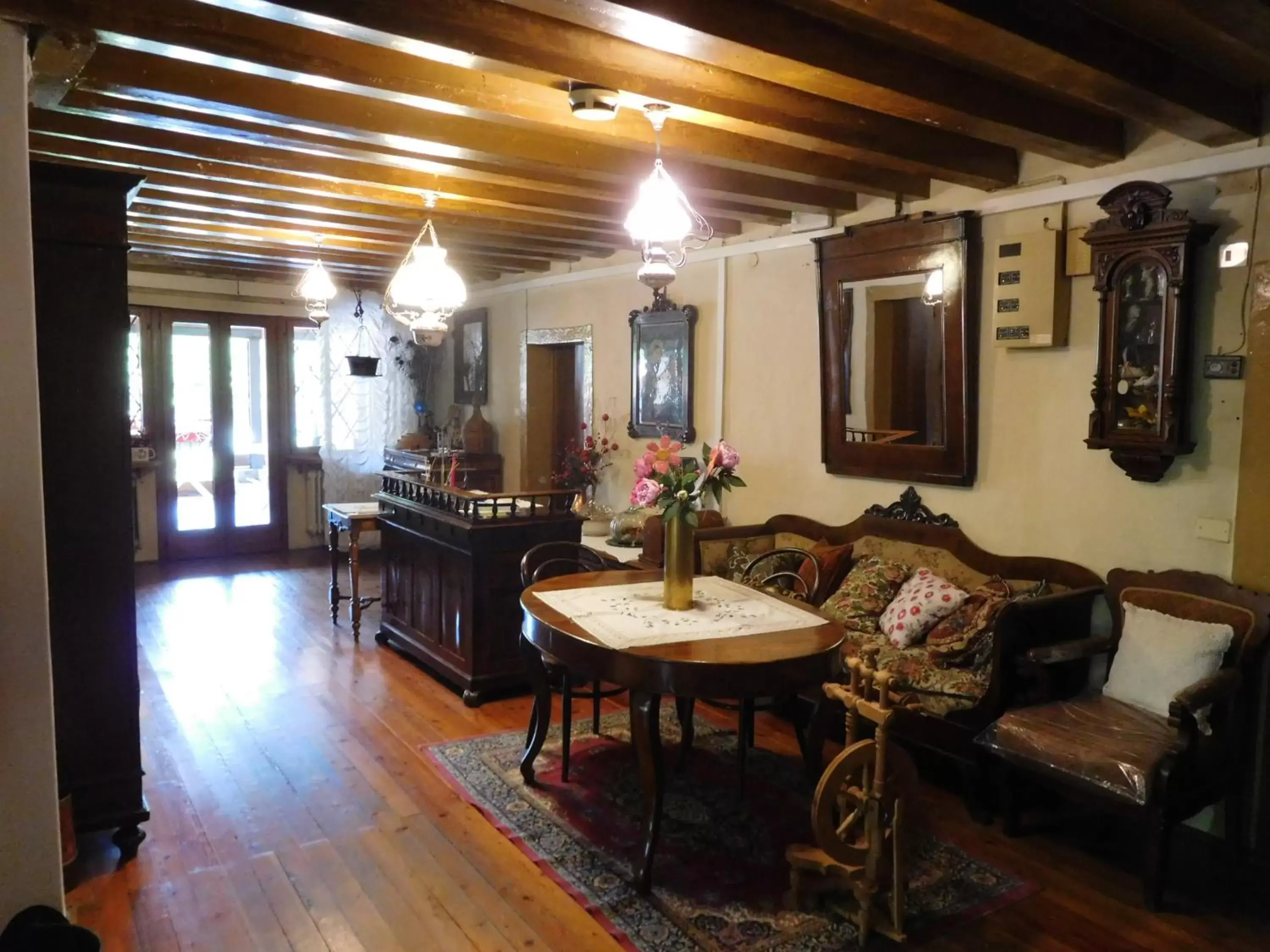 Communal lounge/ TV room, Restaurant/Places to Eat in Antico Albergo Sant'Antonio