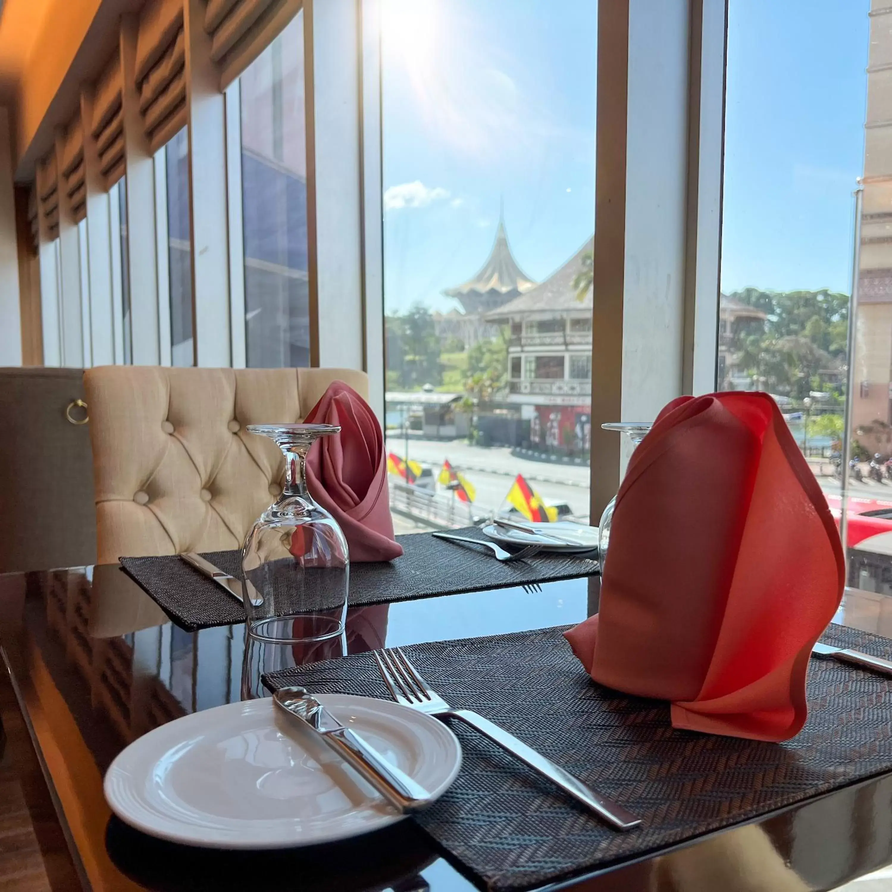 Dining area in Puteri Wing - Riverside Majestic Hotel