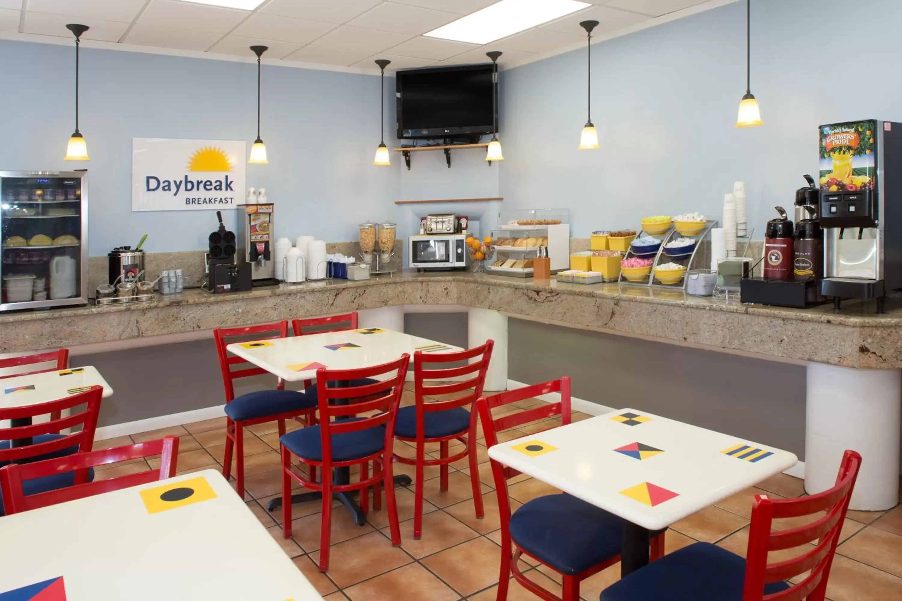 Continental breakfast, Restaurant/Places to Eat in Days Inn by Wyndham Melbourne