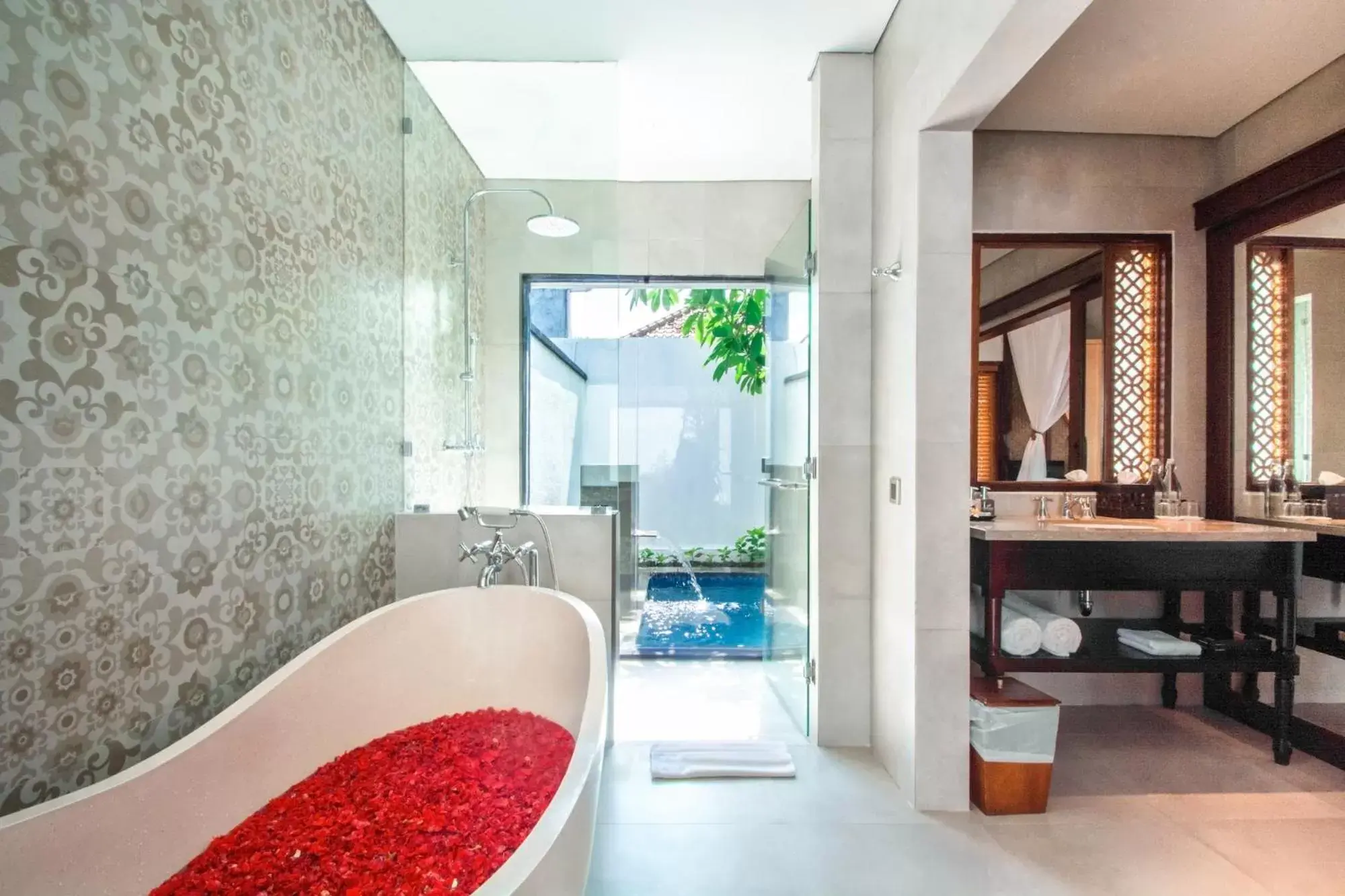 Bathroom in Lembongan Beach Club & Resort