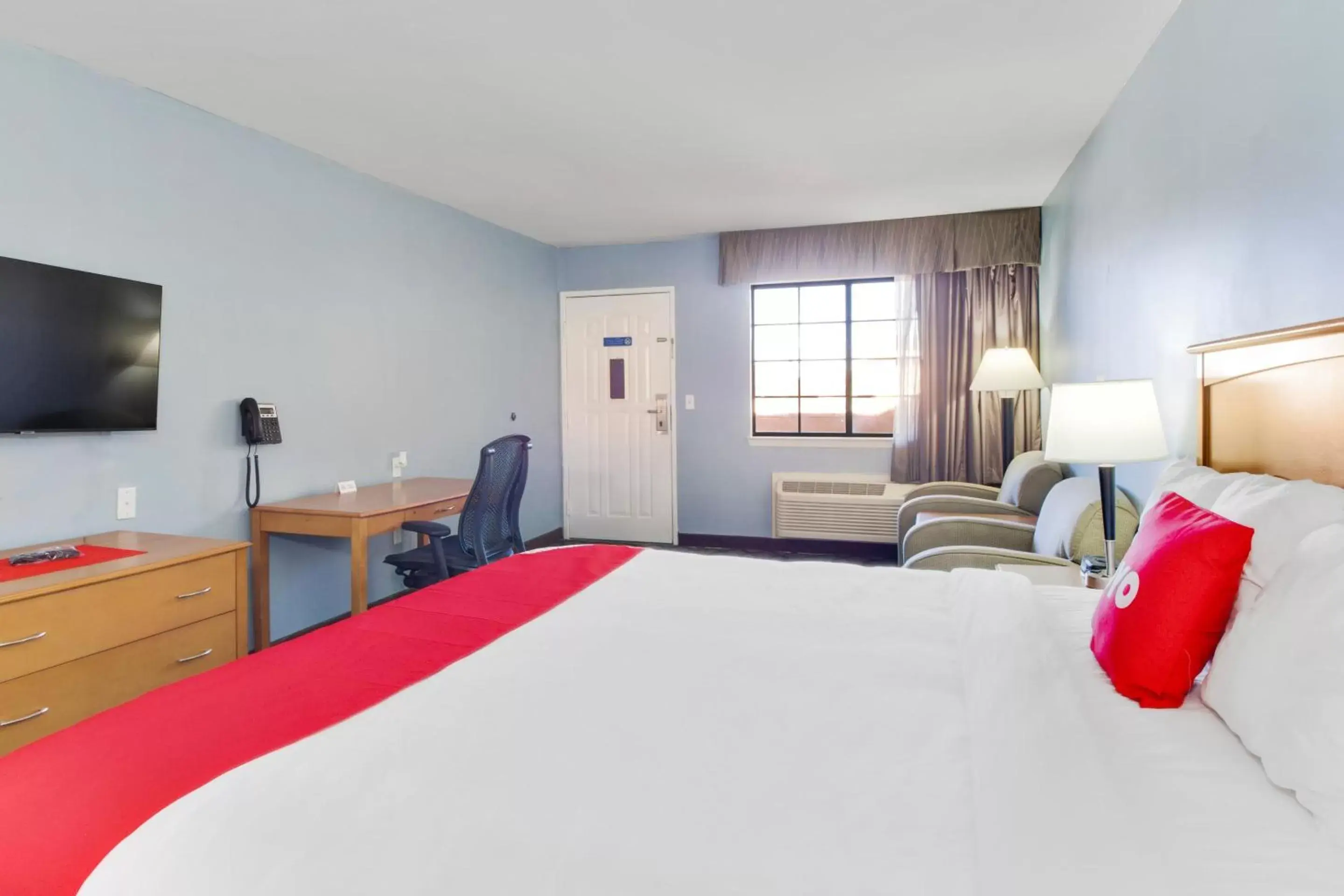 Bedroom in OYO Hotel Ingleside TX
