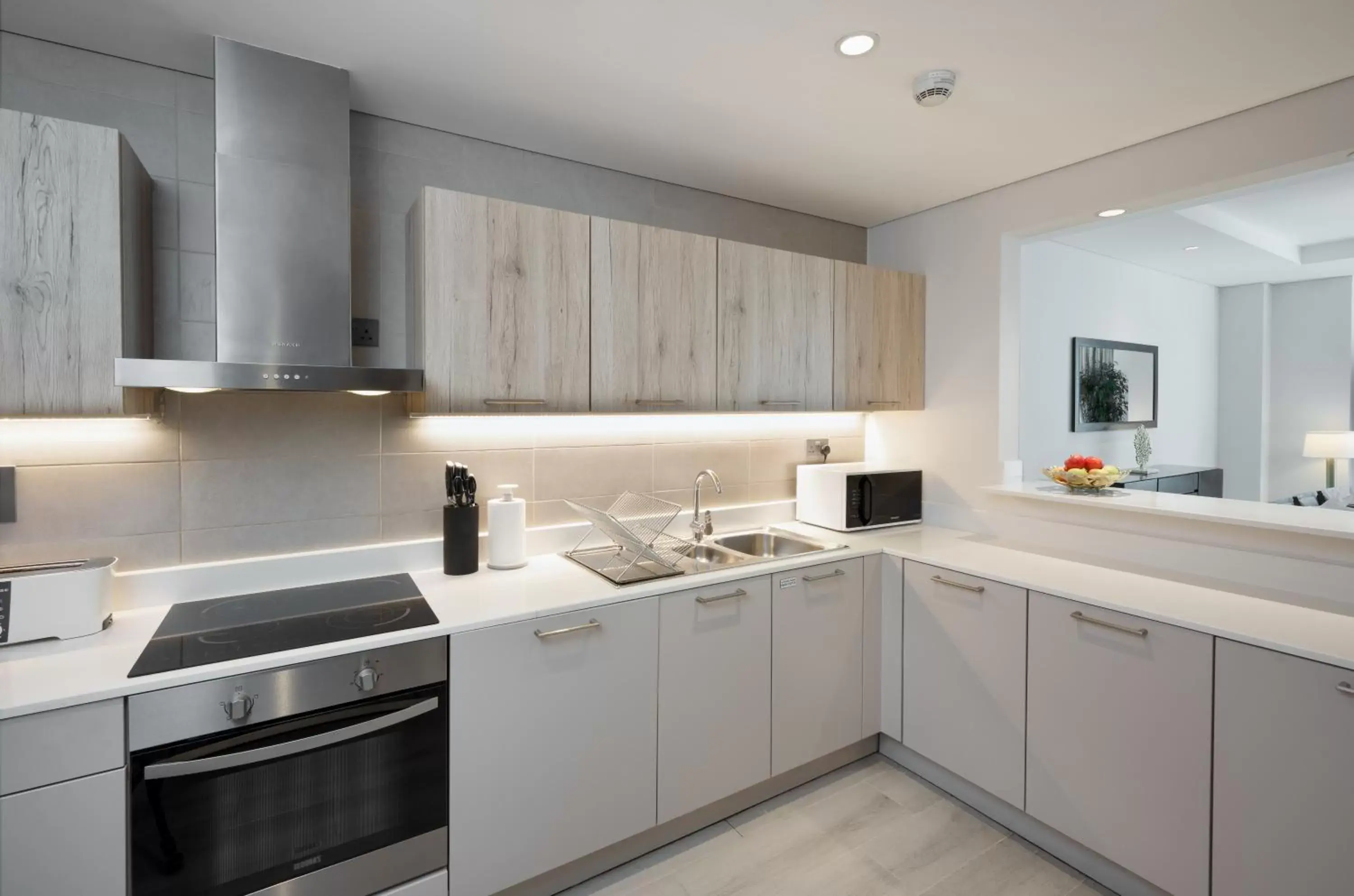 Kitchen or kitchenette, Kitchen/Kitchenette in Centara West Bay Hotel & Residences Doha