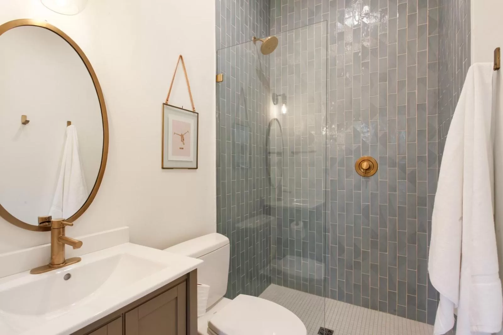 Bathroom in The Present Hotel