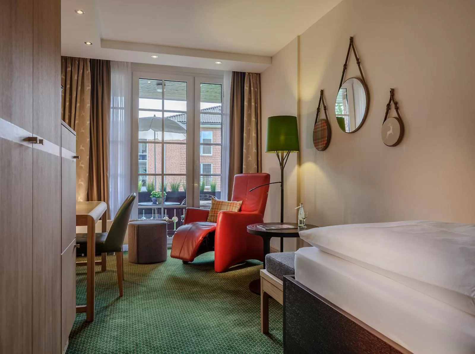 Photo of the whole room, Bed in Romantik Hotel Jagdhaus Eiden am See