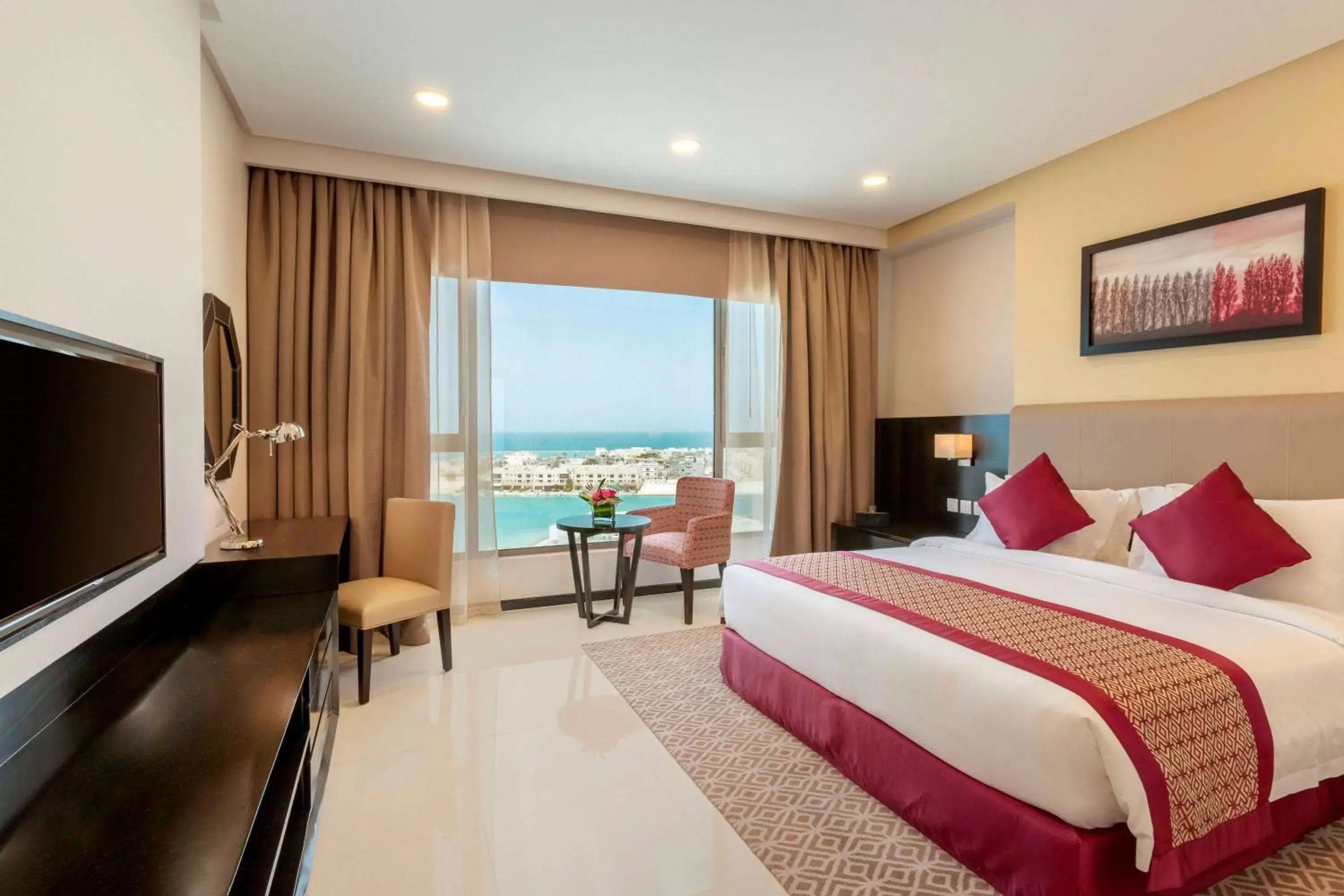 Bed in Ramada Hotel and Suites Amwaj Islands