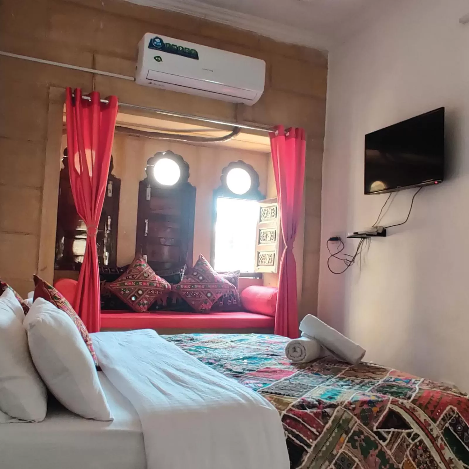 Bed in Hotel Murad Haveli