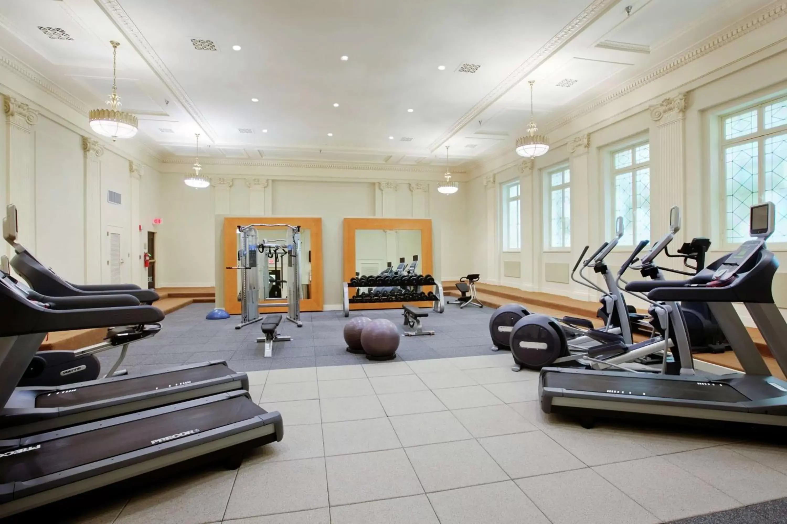 Fitness centre/facilities, Fitness Center/Facilities in Hilton New Orleans / St. Charles Avenue