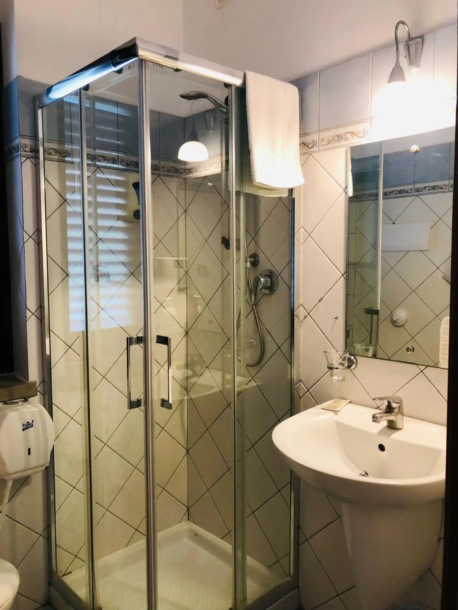 Shower, Bathroom in Santa Lucia