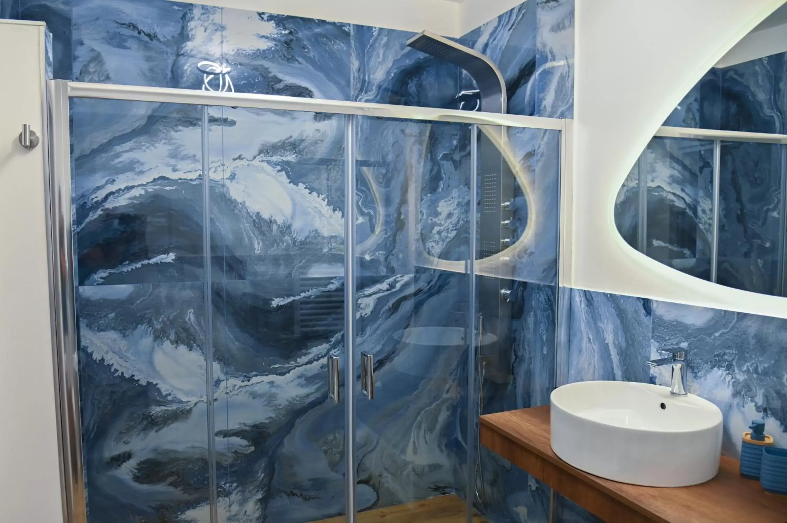 Shower, Bathroom in Civico 31 Luxury rooms
