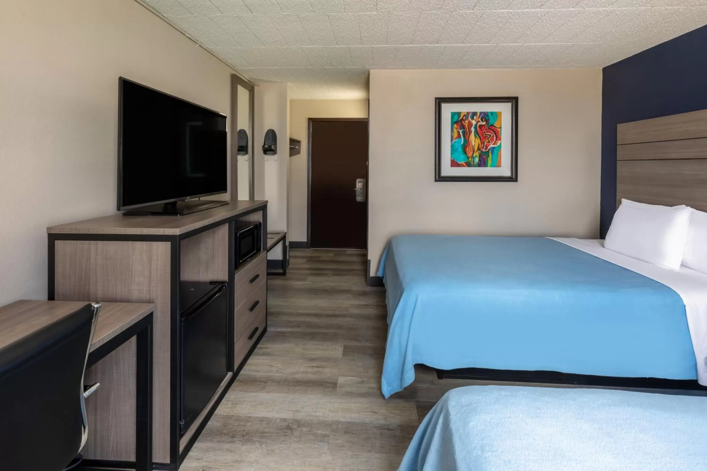 Bedroom, Bed in Baymont by Wyndham Laredo