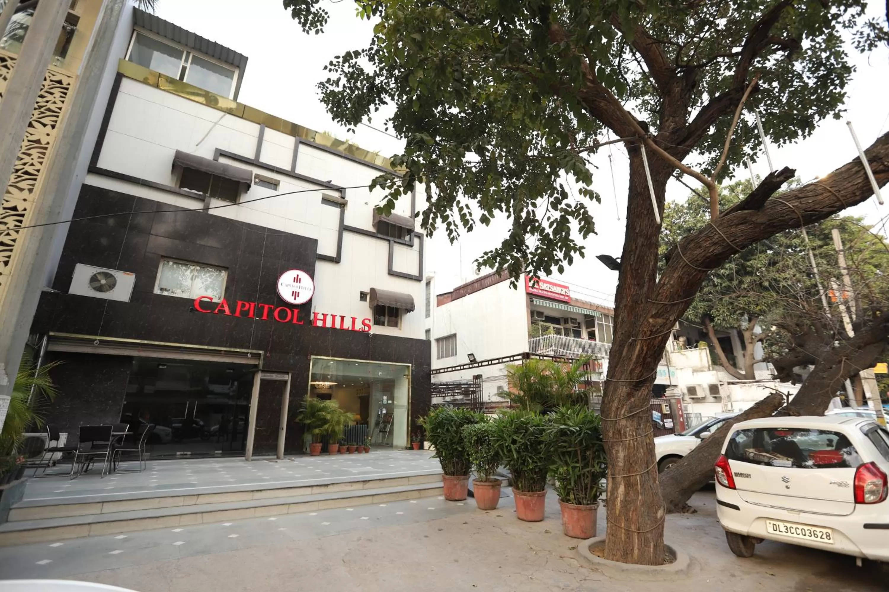 Property building in Hotel Capitol Hills - Greater Kailash Delhi
