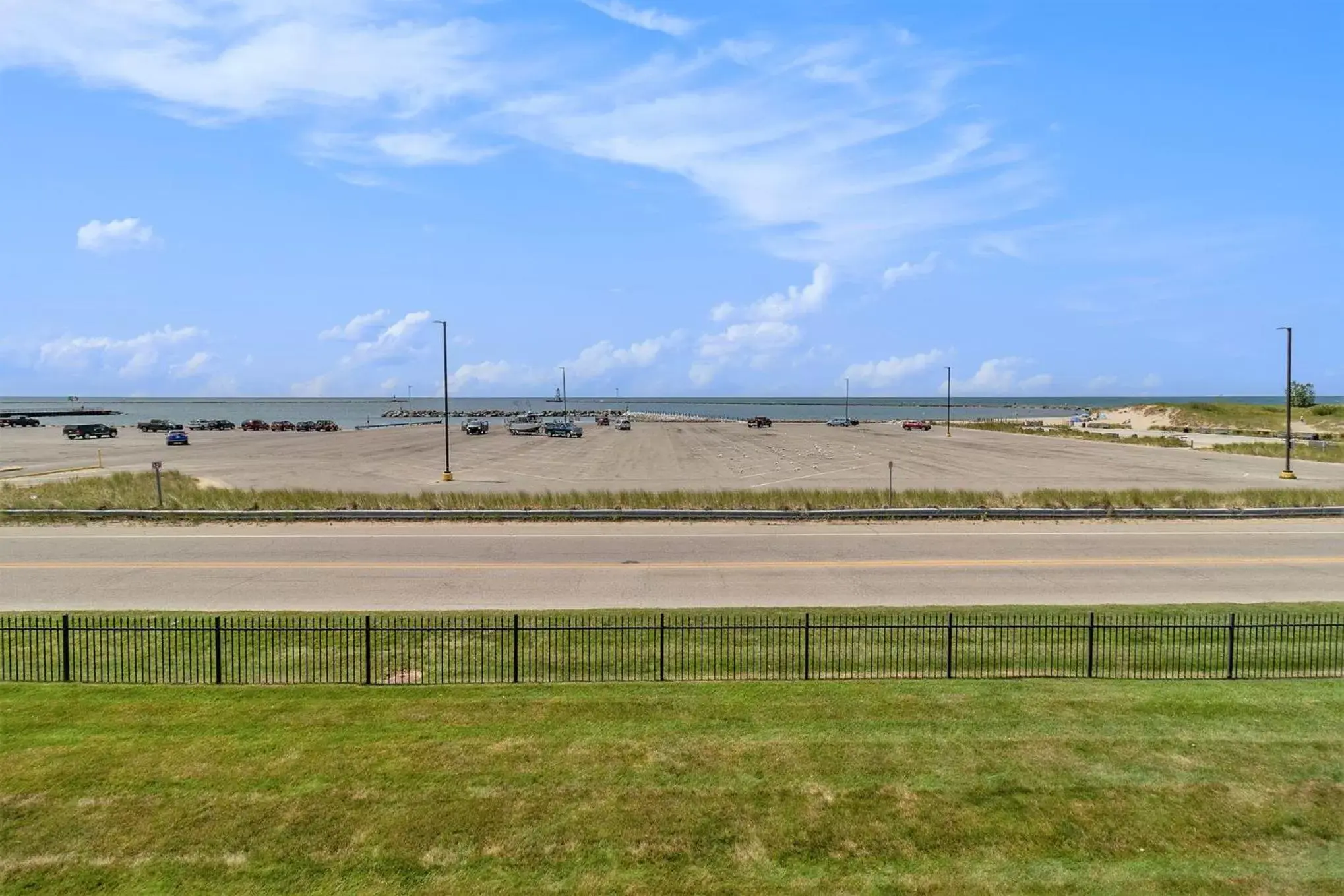 Lake view, Beach in Snyders Shoreline Inn