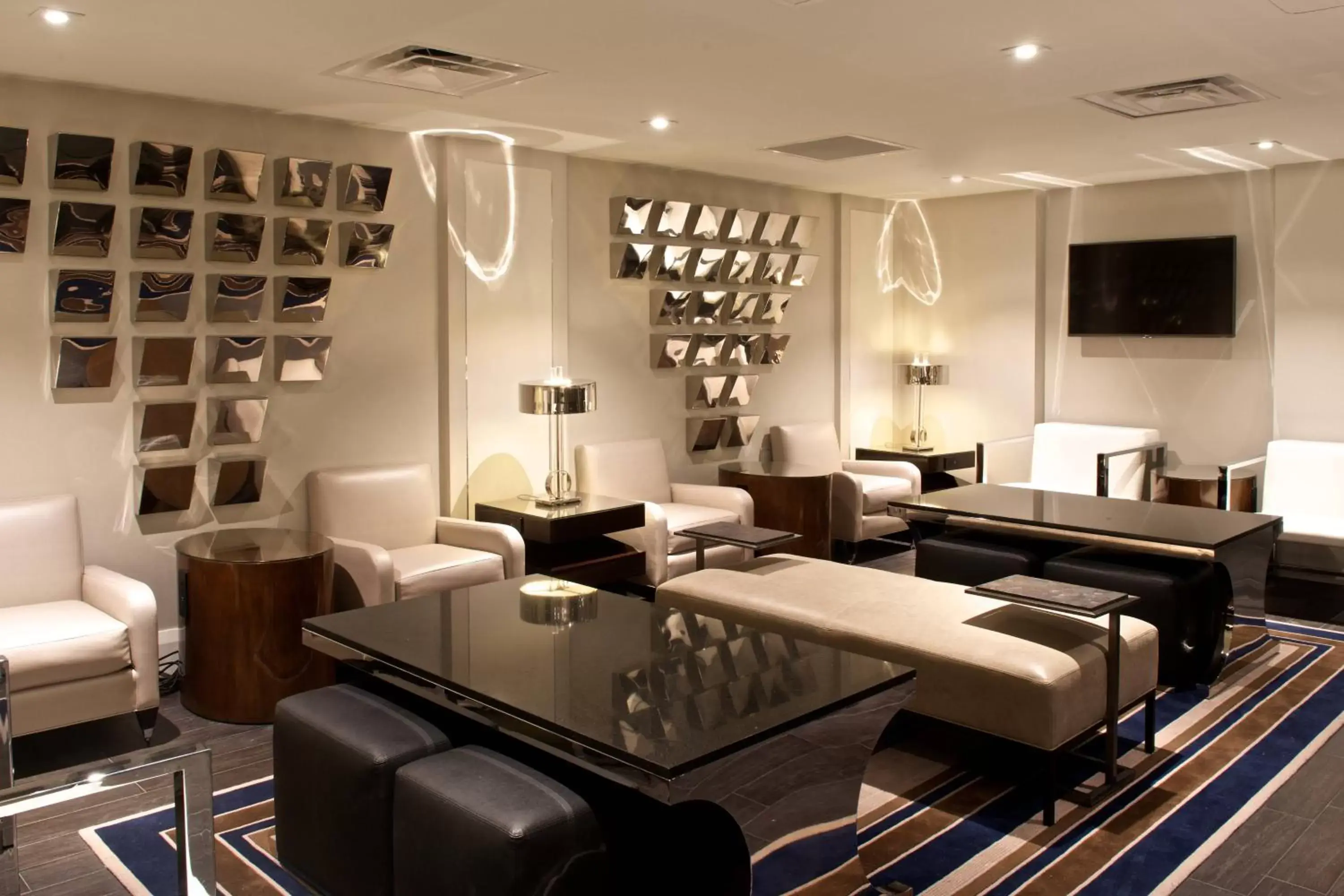 Lounge or bar, Seating Area in Beverly Hills Marriott