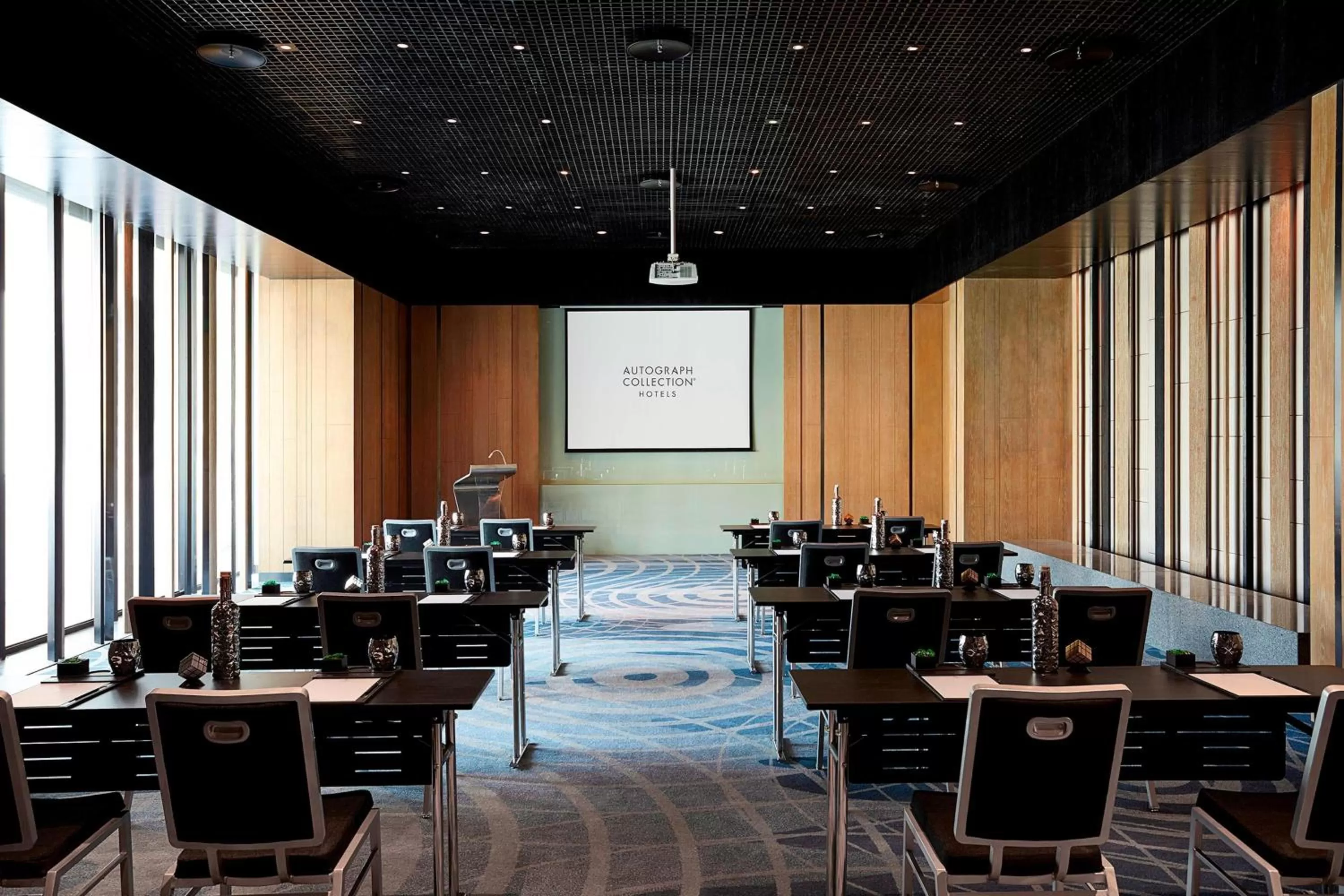 Meeting/conference room in The Shanhaitian Resort Sanya, Autograph Collection