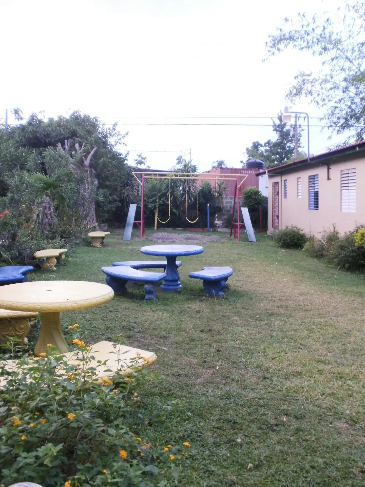 Children play ground, Garden in Pineapple Court Hotel