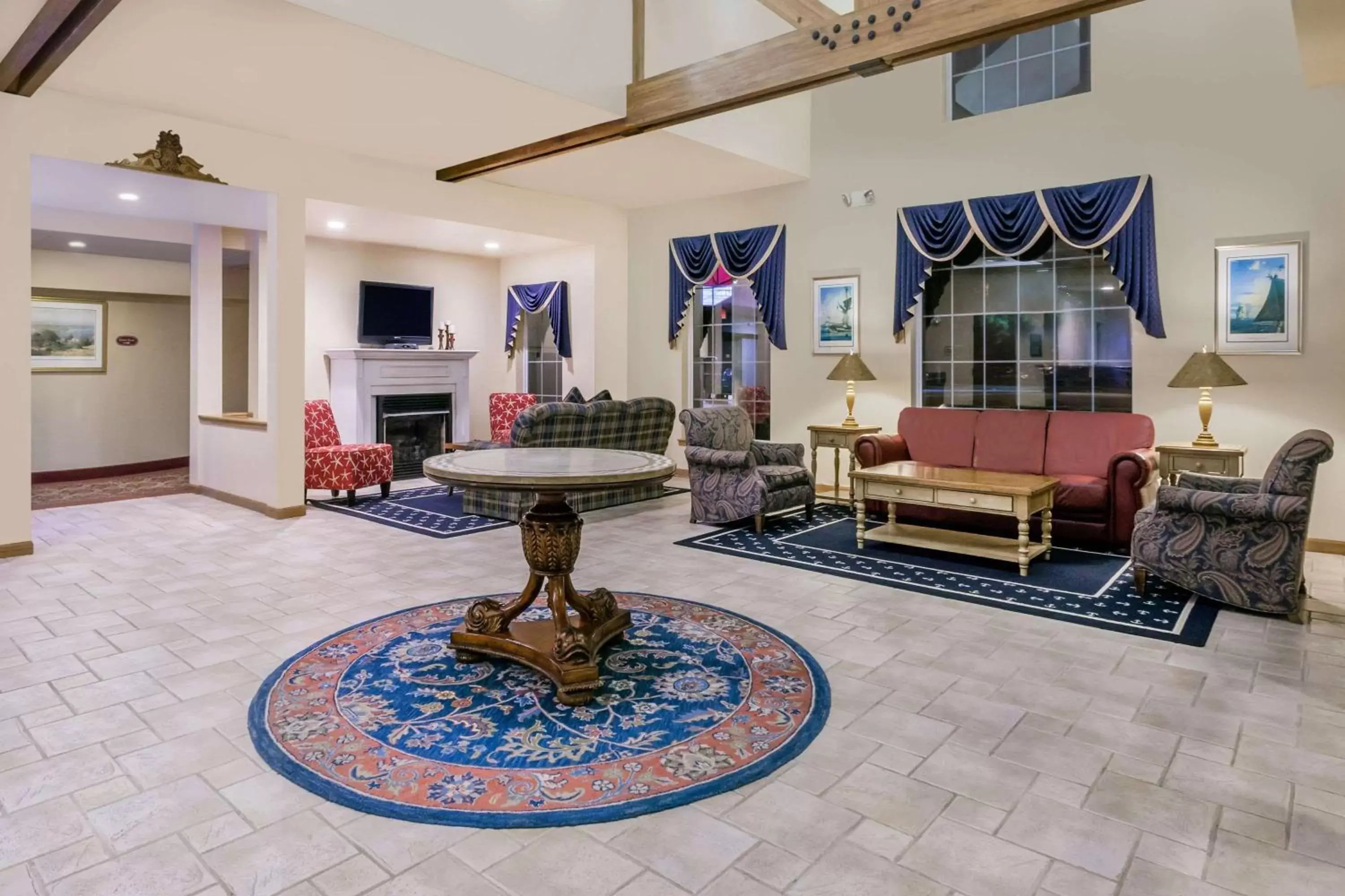 Lobby or reception, Lobby/Reception in Howard Johnson by Wyndham Mystic