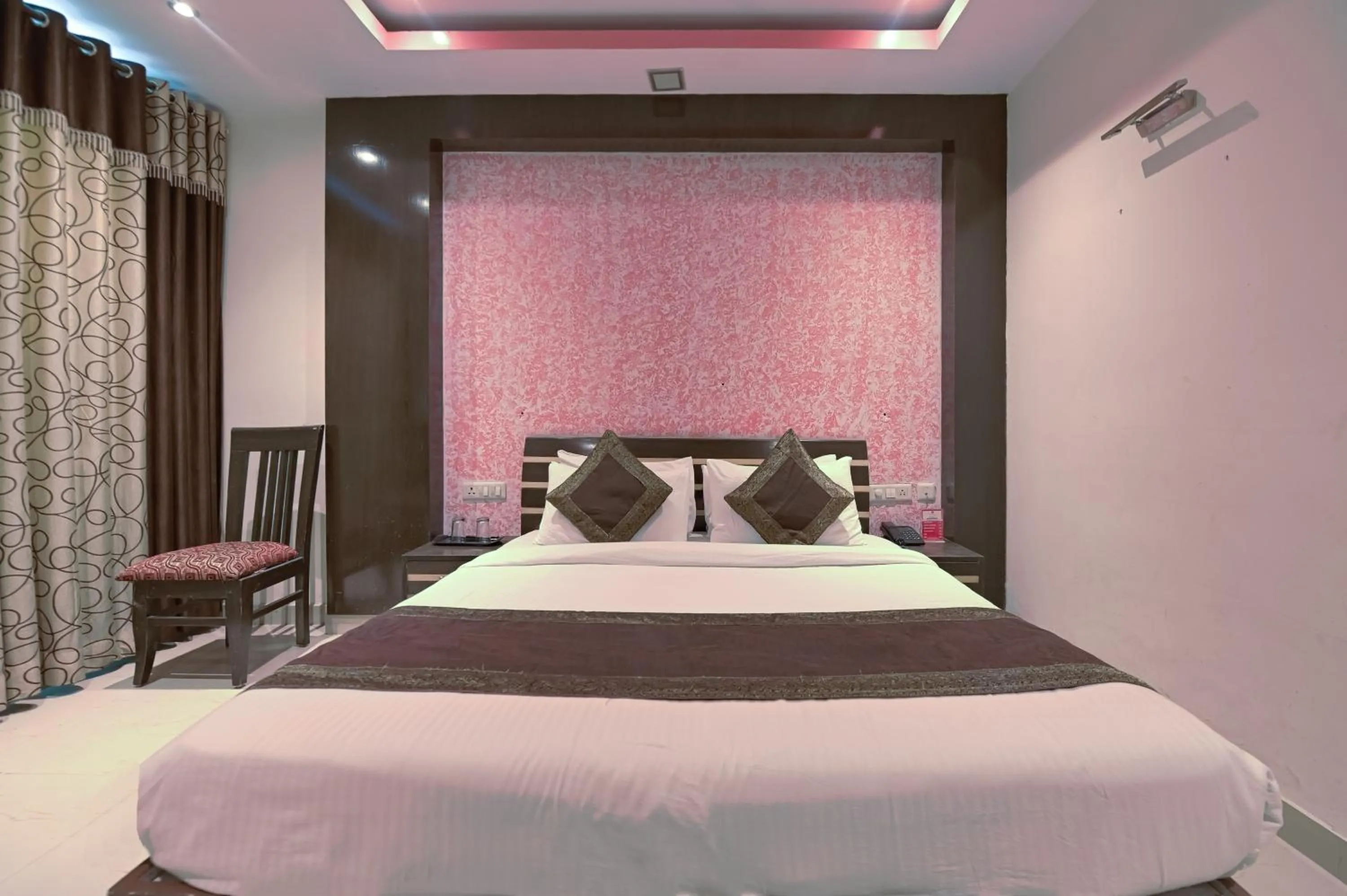 Bed in The Byke Grassfield Resort with Outdoor Pool, Shyam Nagar, Jaipur