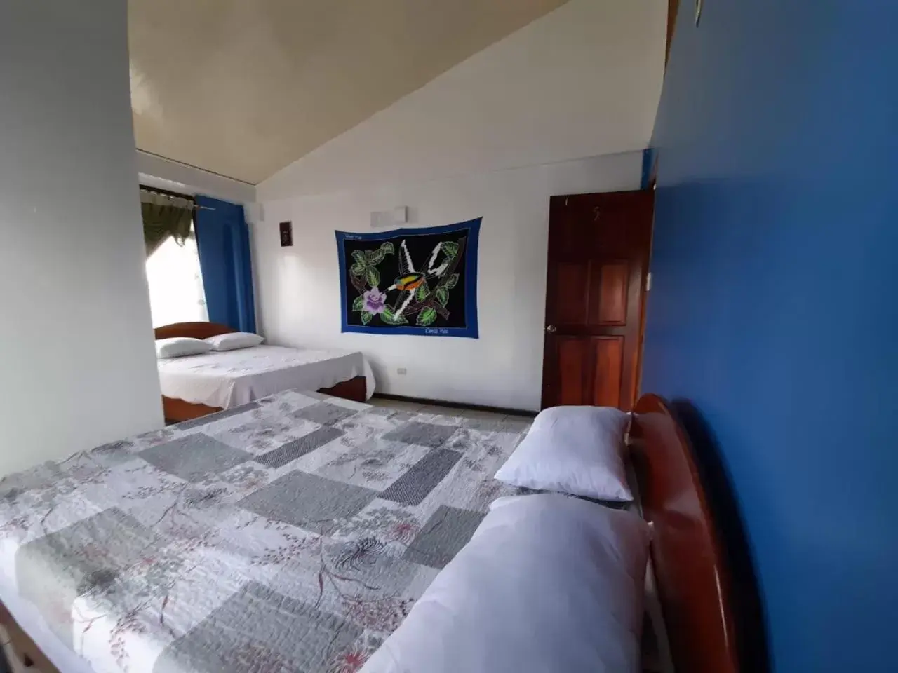 Bedroom, Bed in Sleeping Mountain Arenal