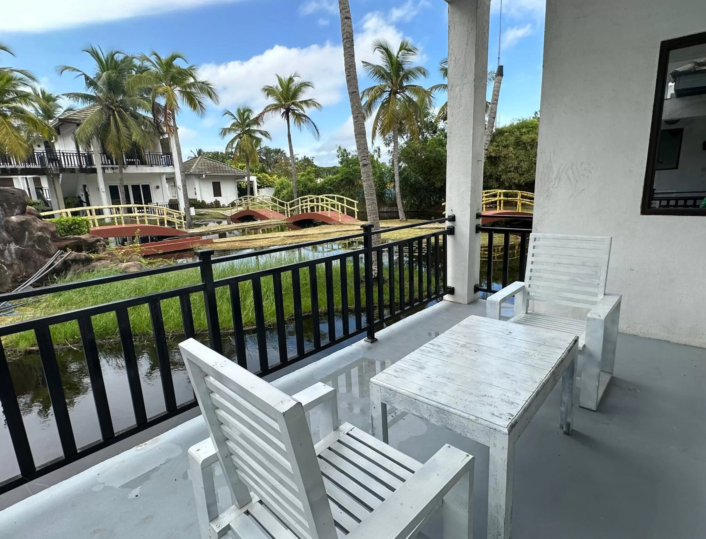 Property building in Amaluna Resorts