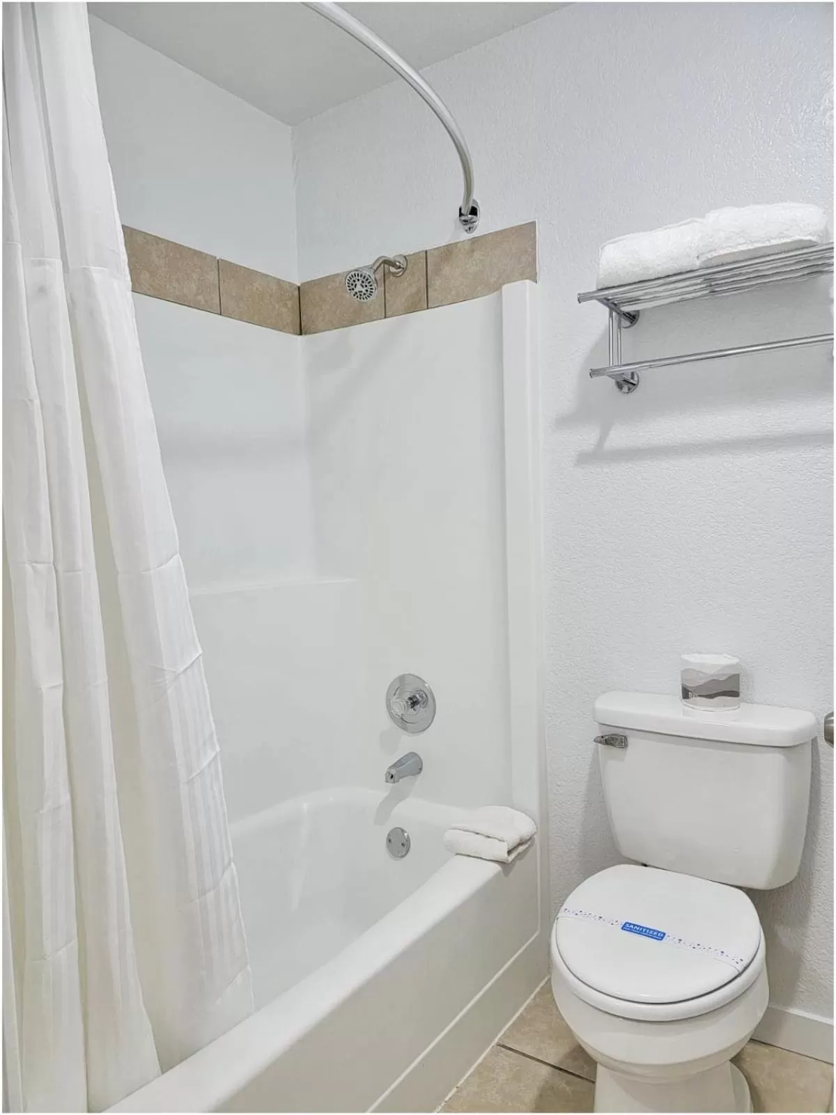 Bathroom in Buckley Inn