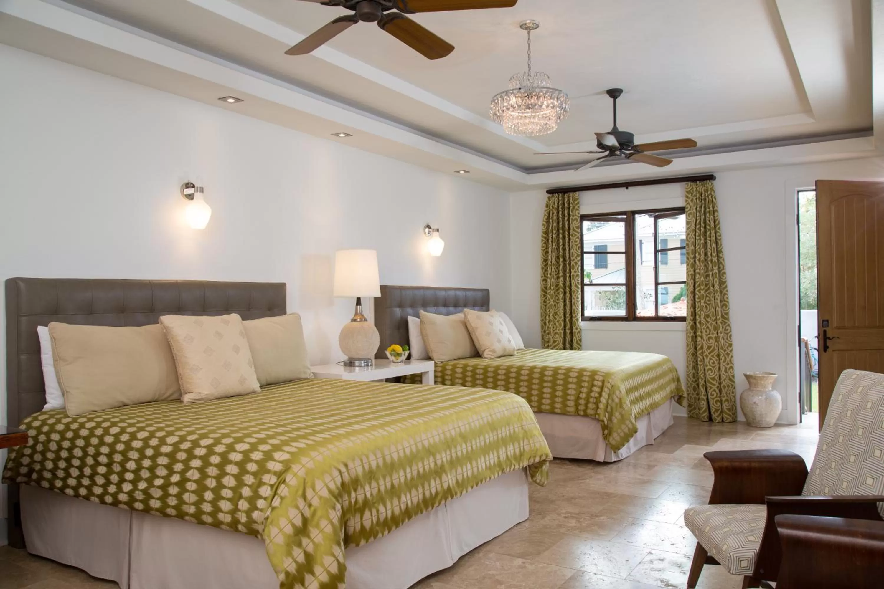 Bed in Black Dolphin Inn