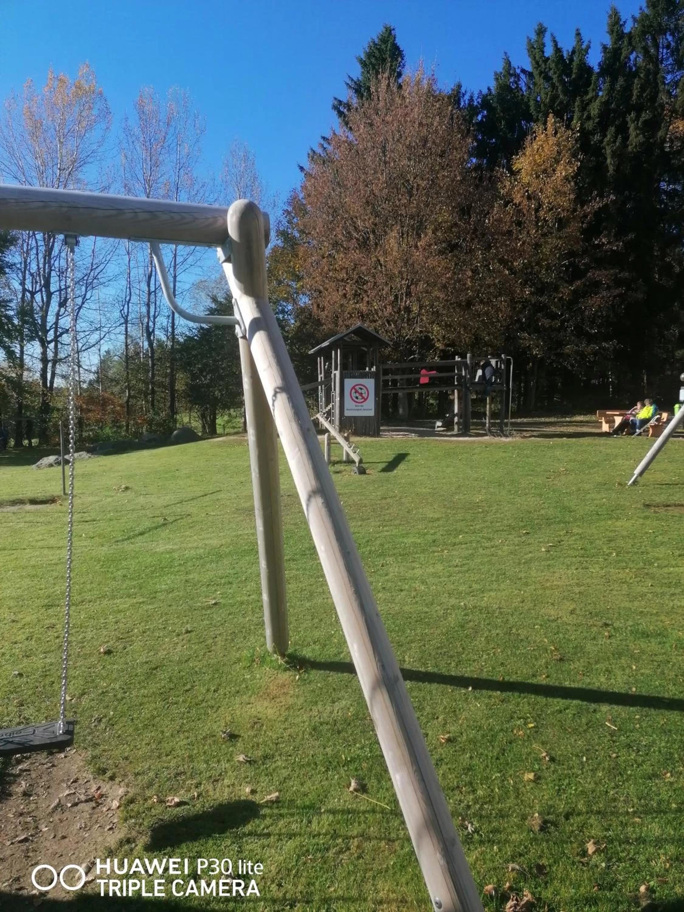 Children play ground in King Panorama mit Netflix