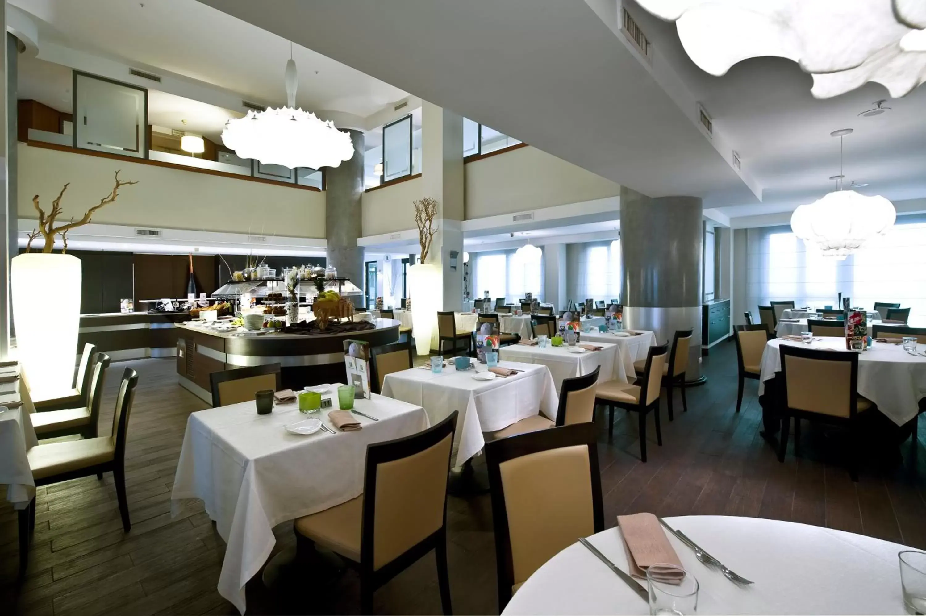 Restaurant/Places to Eat in Holiday Inn Naples, an IHG Hotel