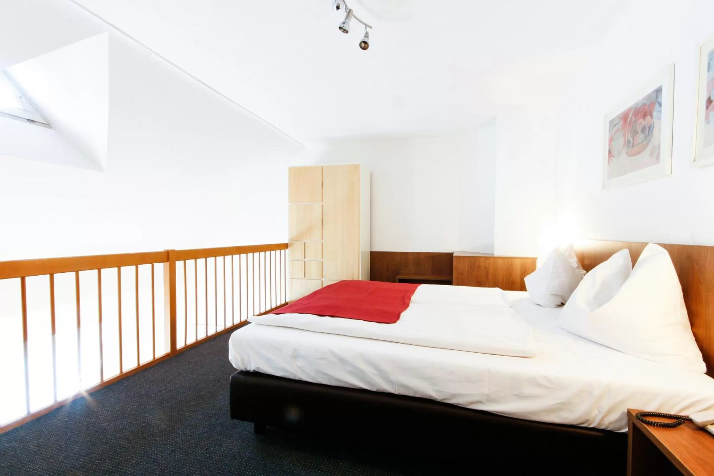 Photo of the whole room, Bed in Hotel am Tiergarten