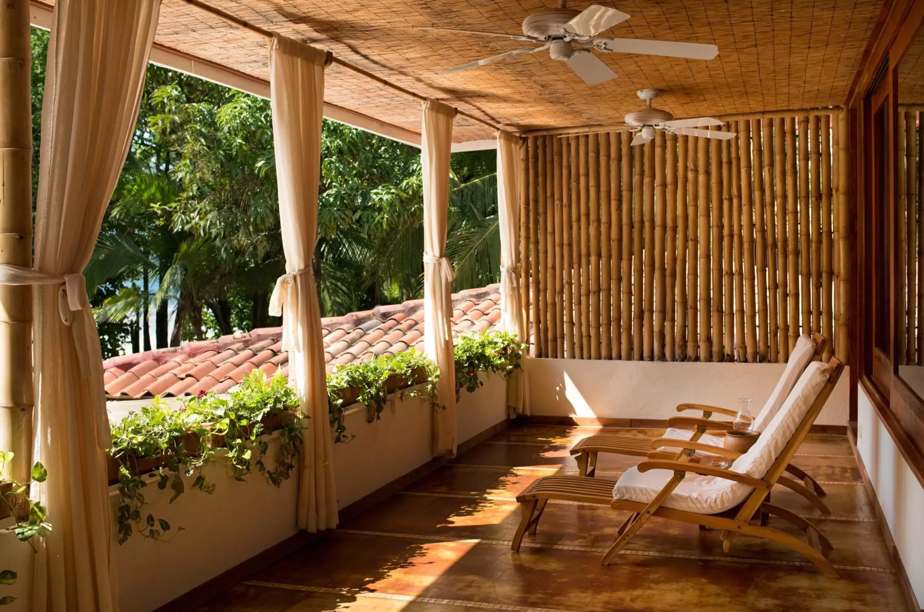 Balcony/Terrace in Capitán Suizo Beachfront Boutique Hotel