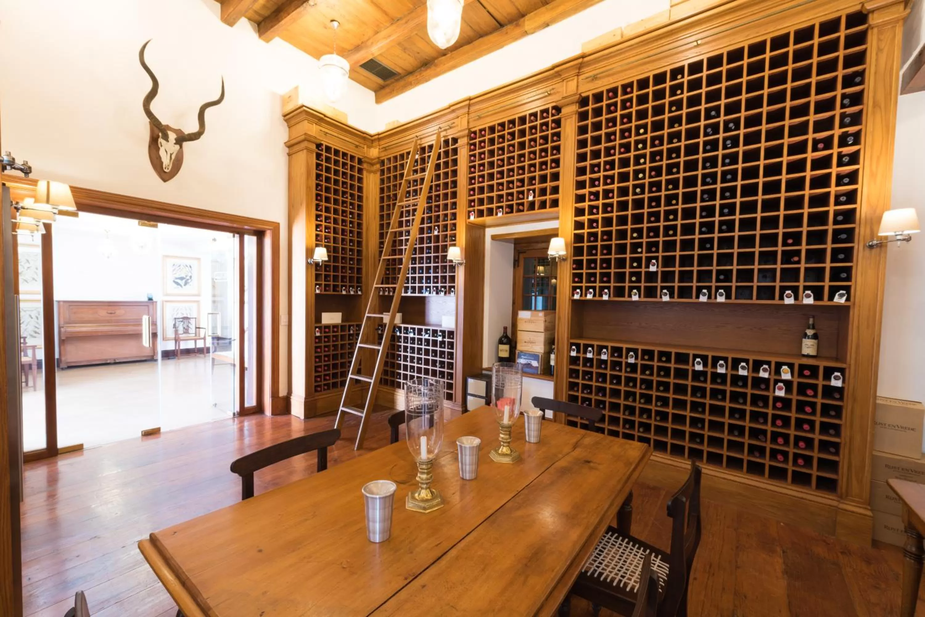 Lounge or bar in Drostdy Hotel