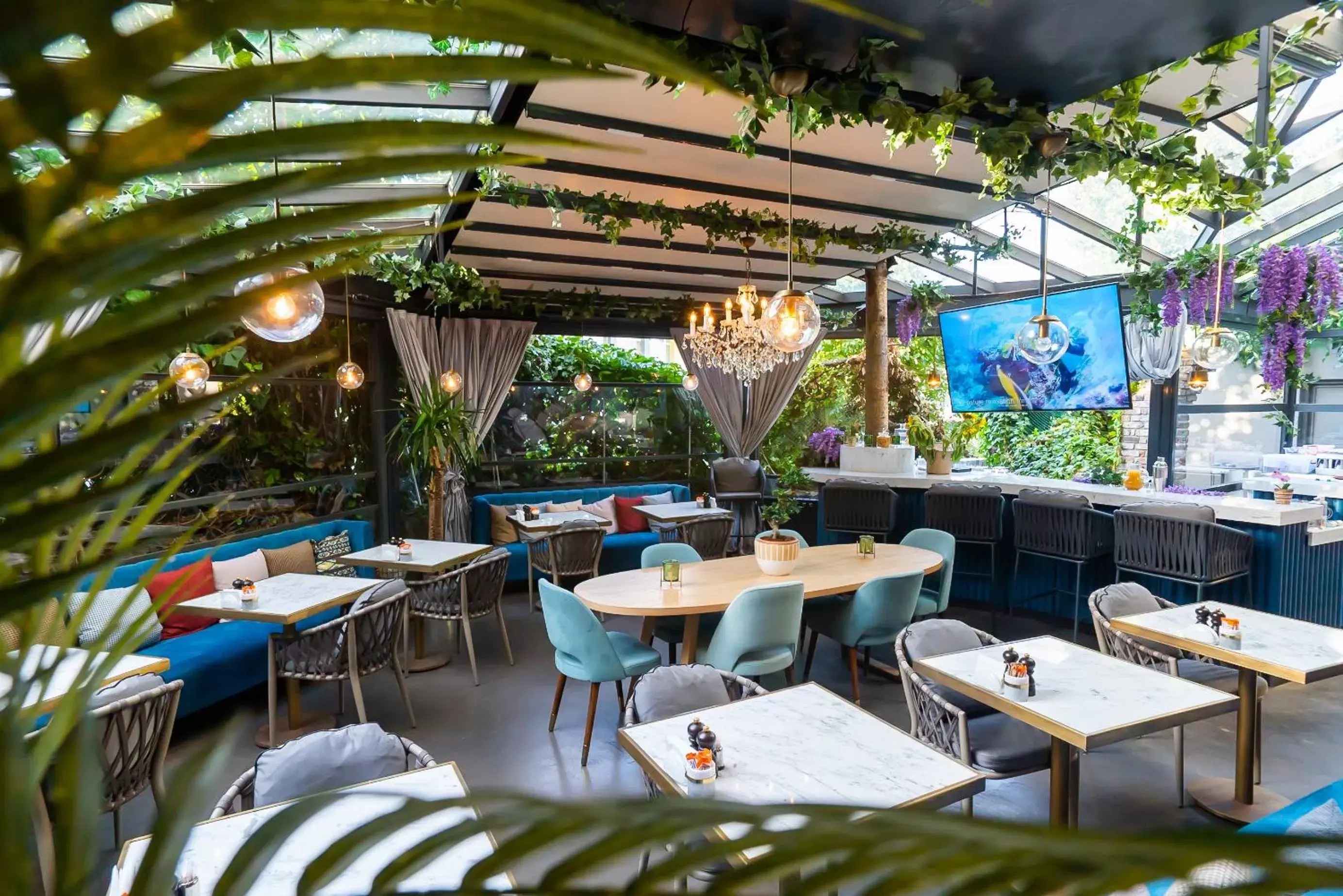 Restaurant/Places to Eat in Malta Bosphorus Hotel