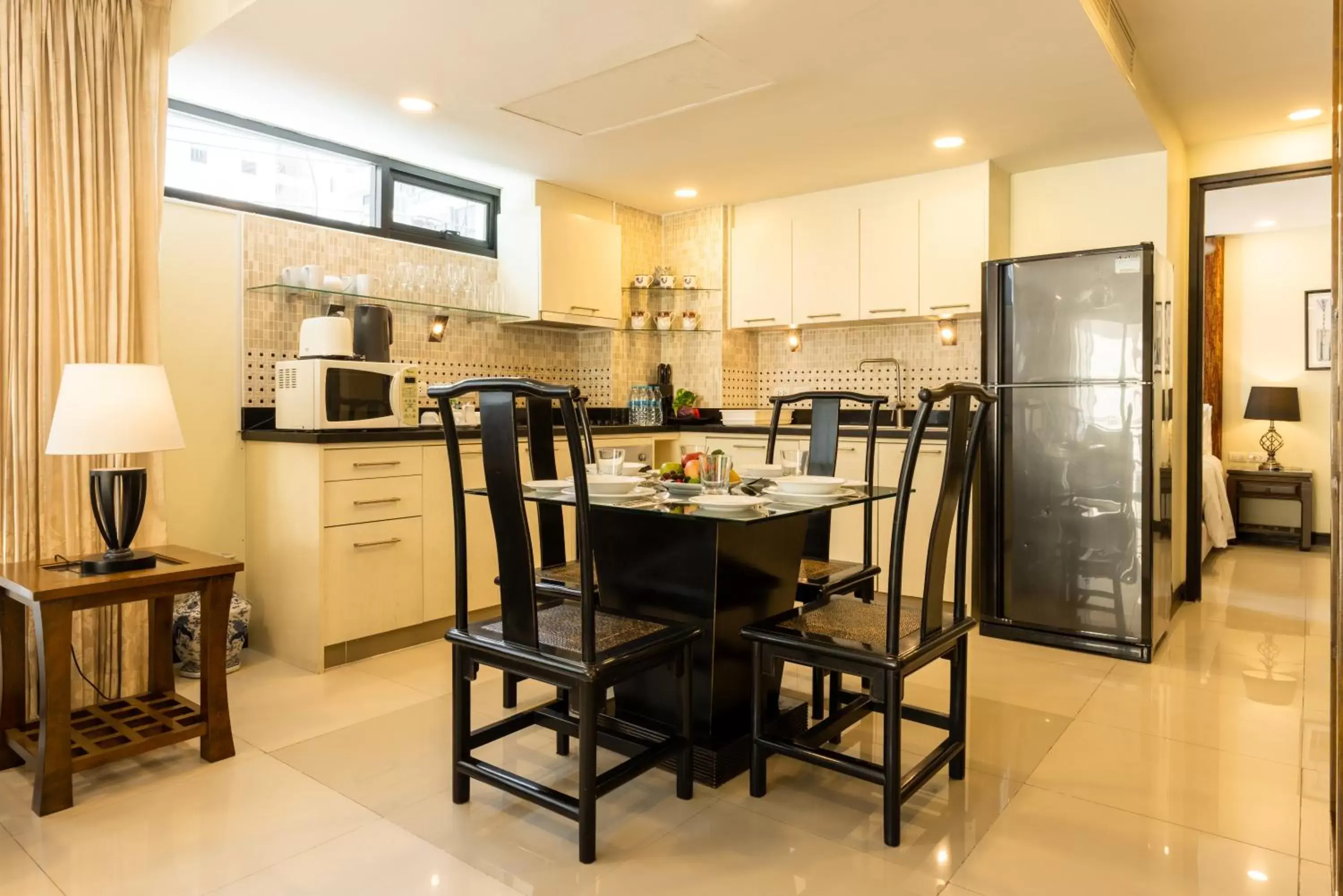 Kitchen or kitchenette, Dining Area in Citismart Luxury Apartments