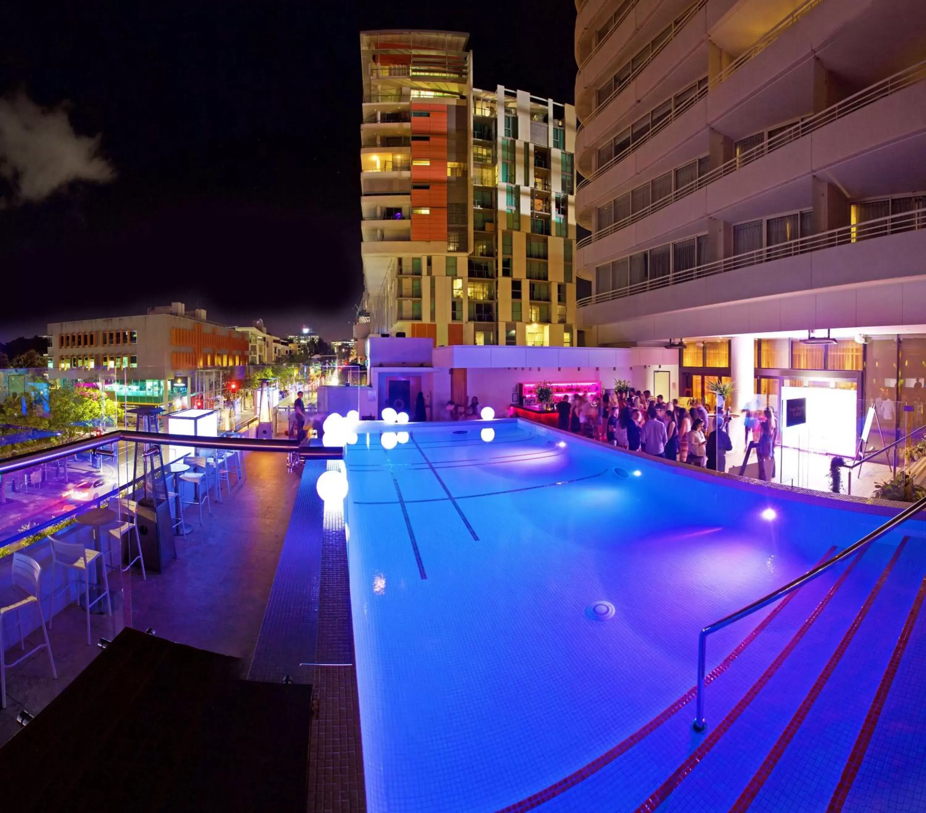 Lounge or bar, Swimming Pool in Rydges South Bank Brisbane