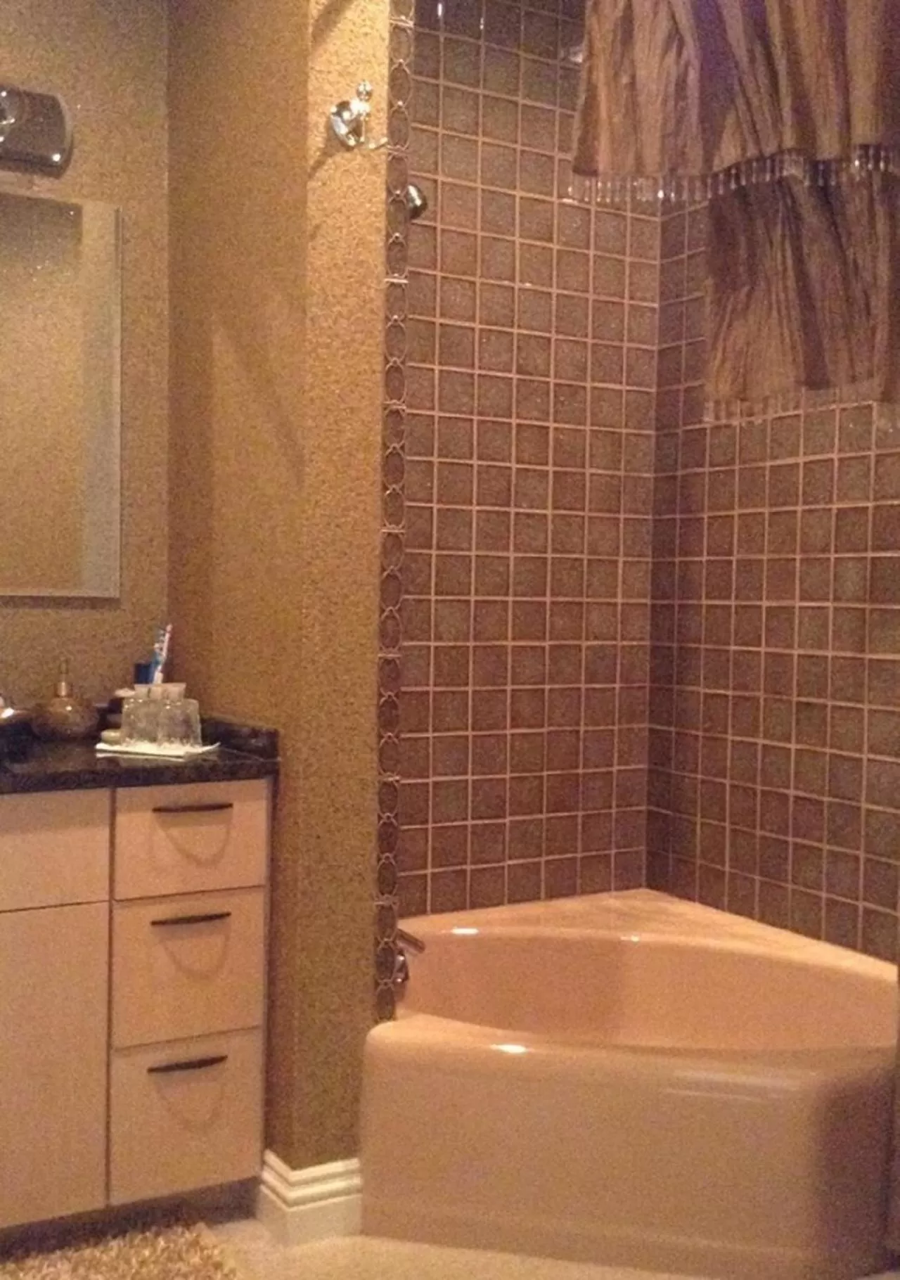 Bathroom in Mill Creek Gardens