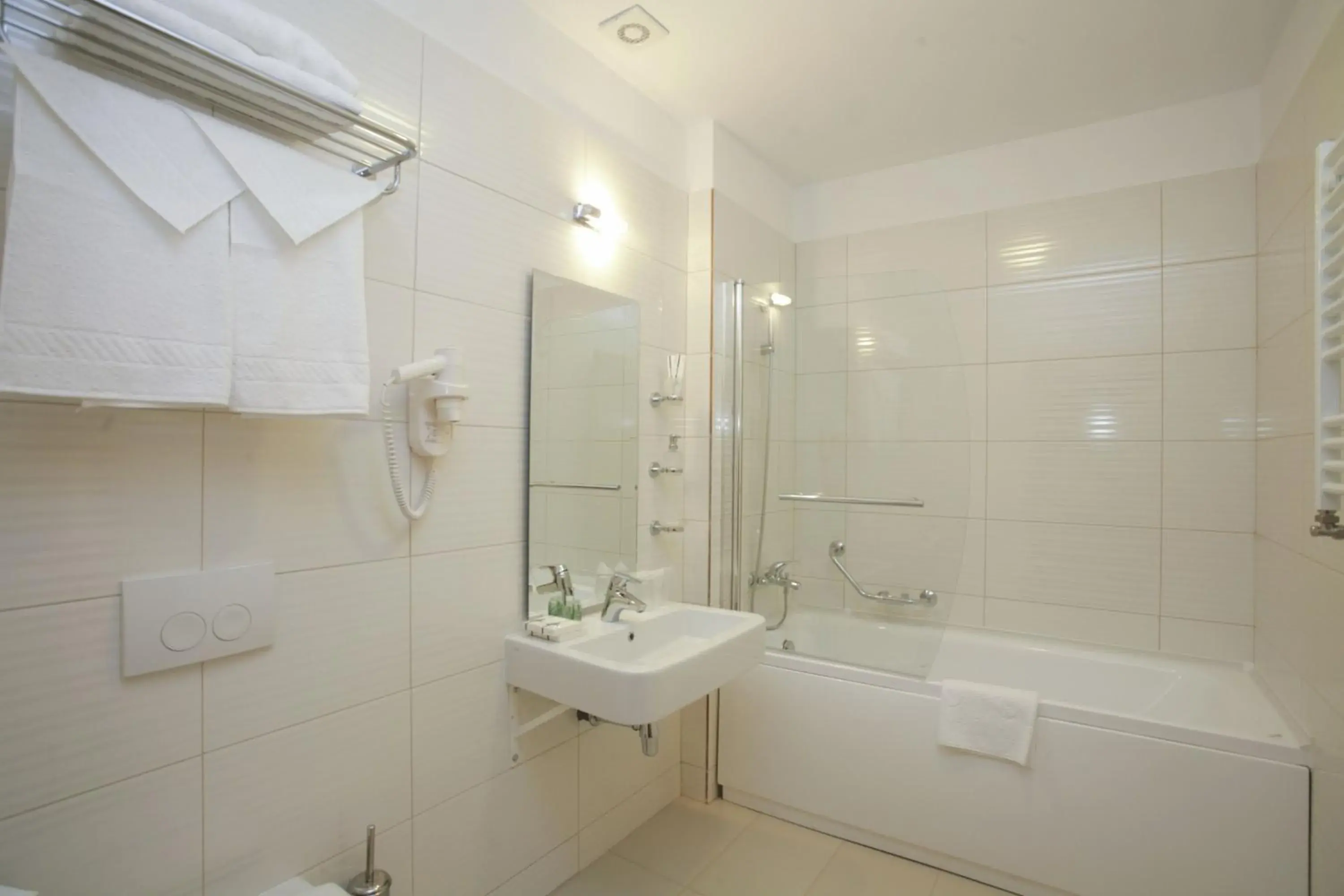 Bathroom in BW Premier Collection Mari Vila Hotel