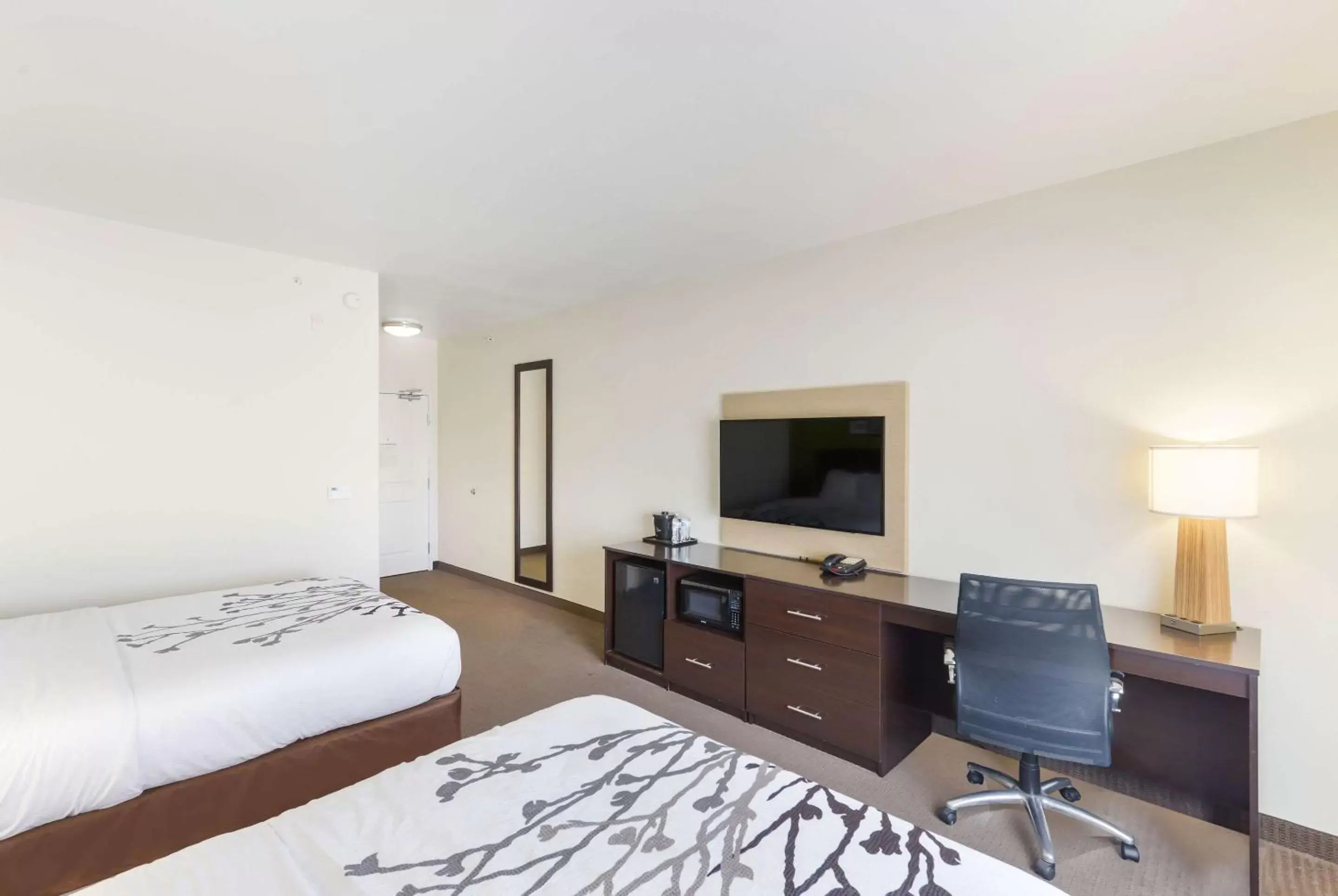 Photo of the whole room, Bed in Sleep Inn & Suites Midland West Photo of the whole room, Bed in Sleep Inn & Suites Midland West