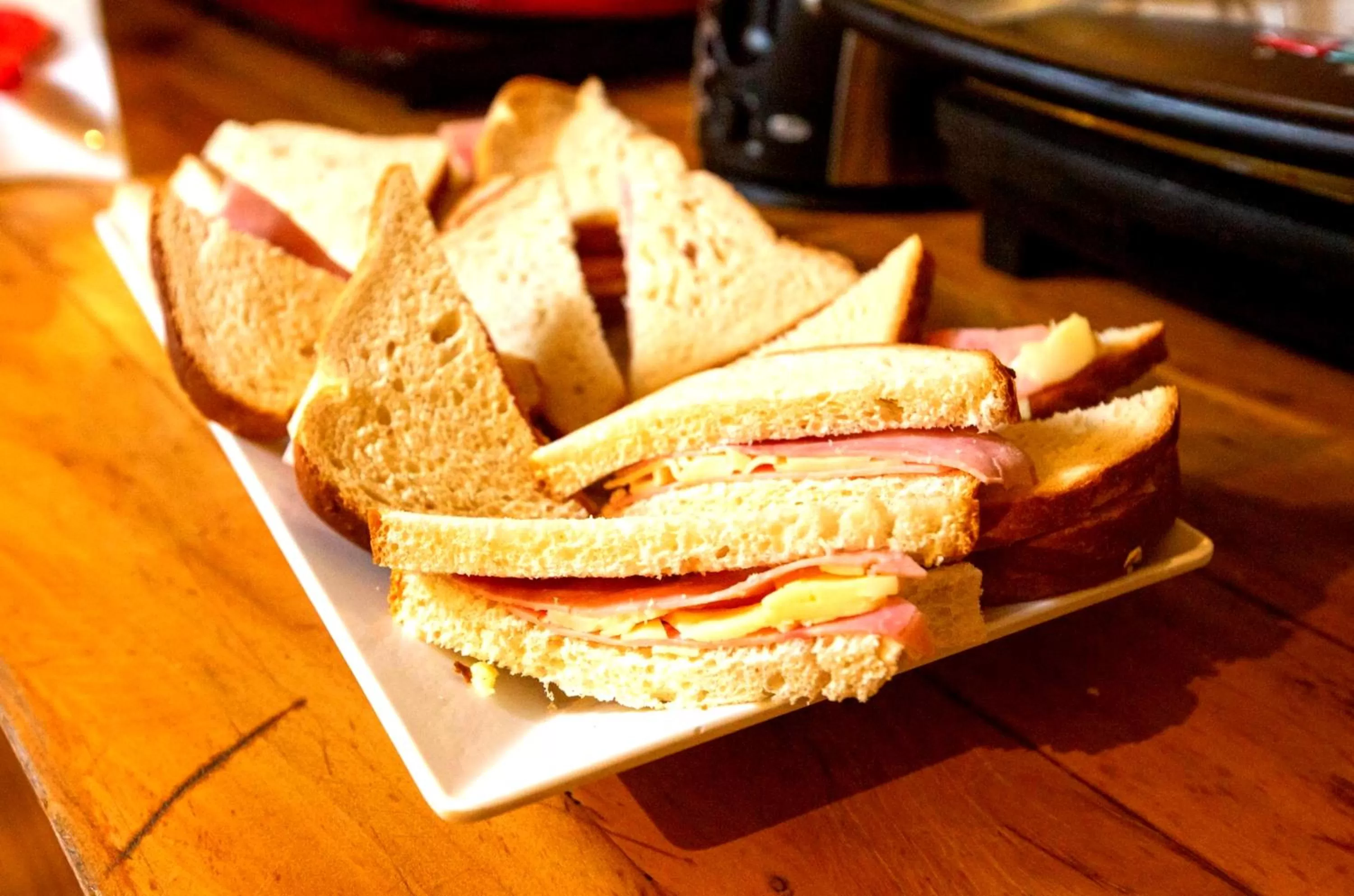 Restaurant/places to eat in ibis Vitoria Praia do Canto