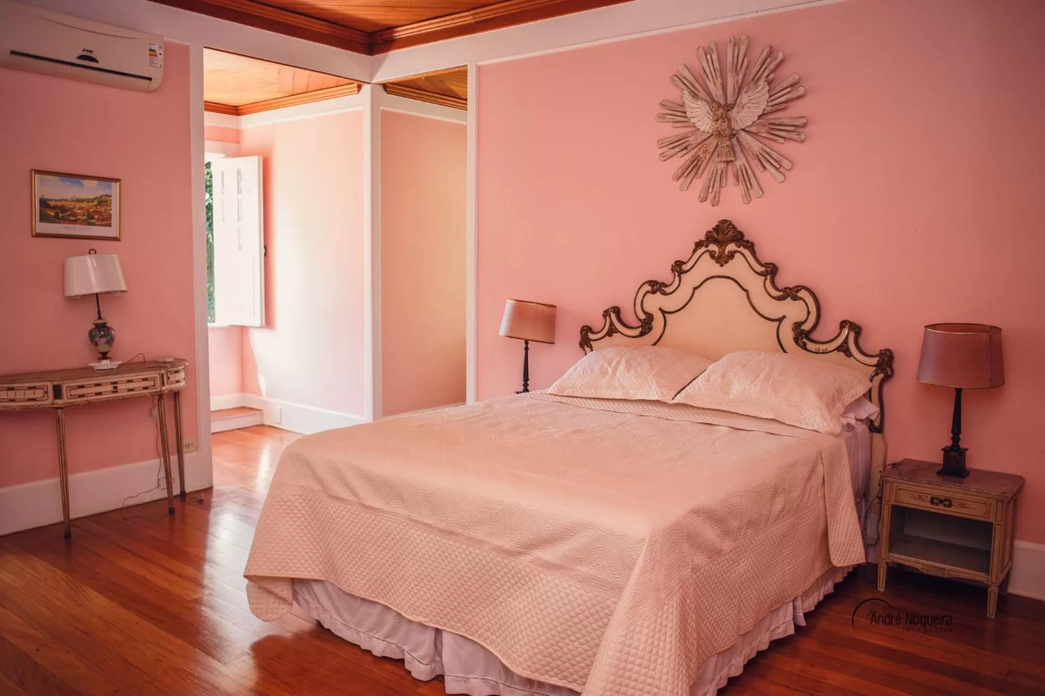 Bed in Villa Alexandrino